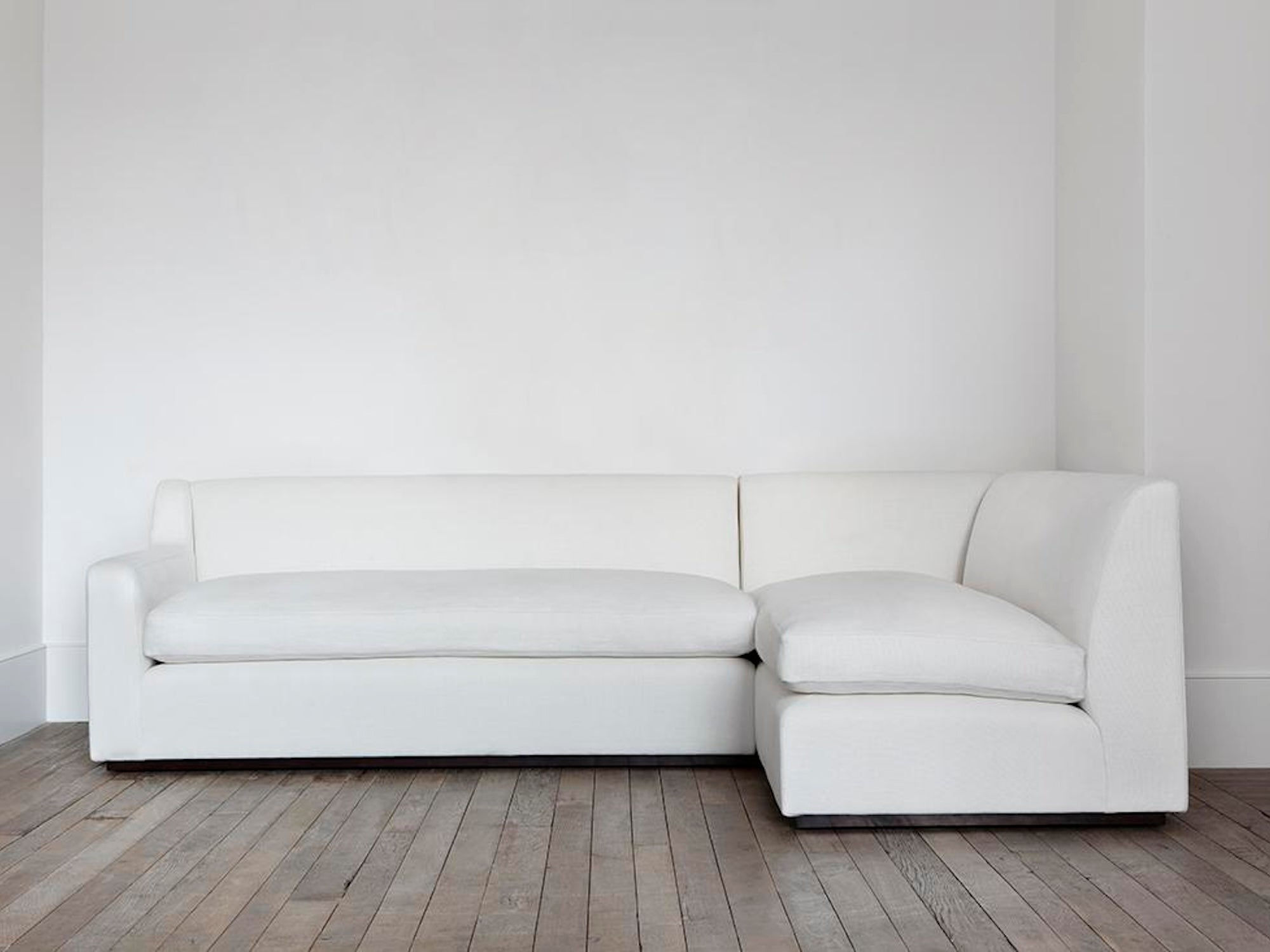 Corner Sofa – WARECO