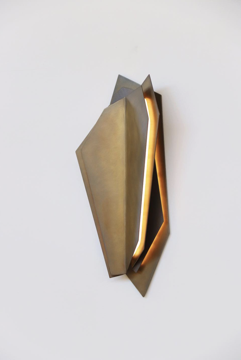 CONTINUUM WALL SCONCE