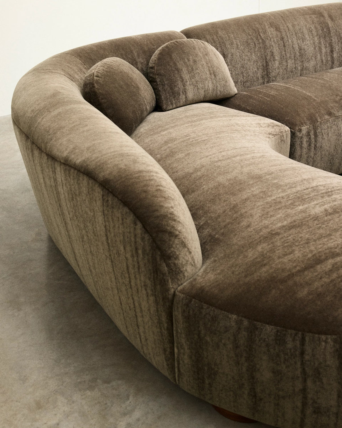 Tor Sectional