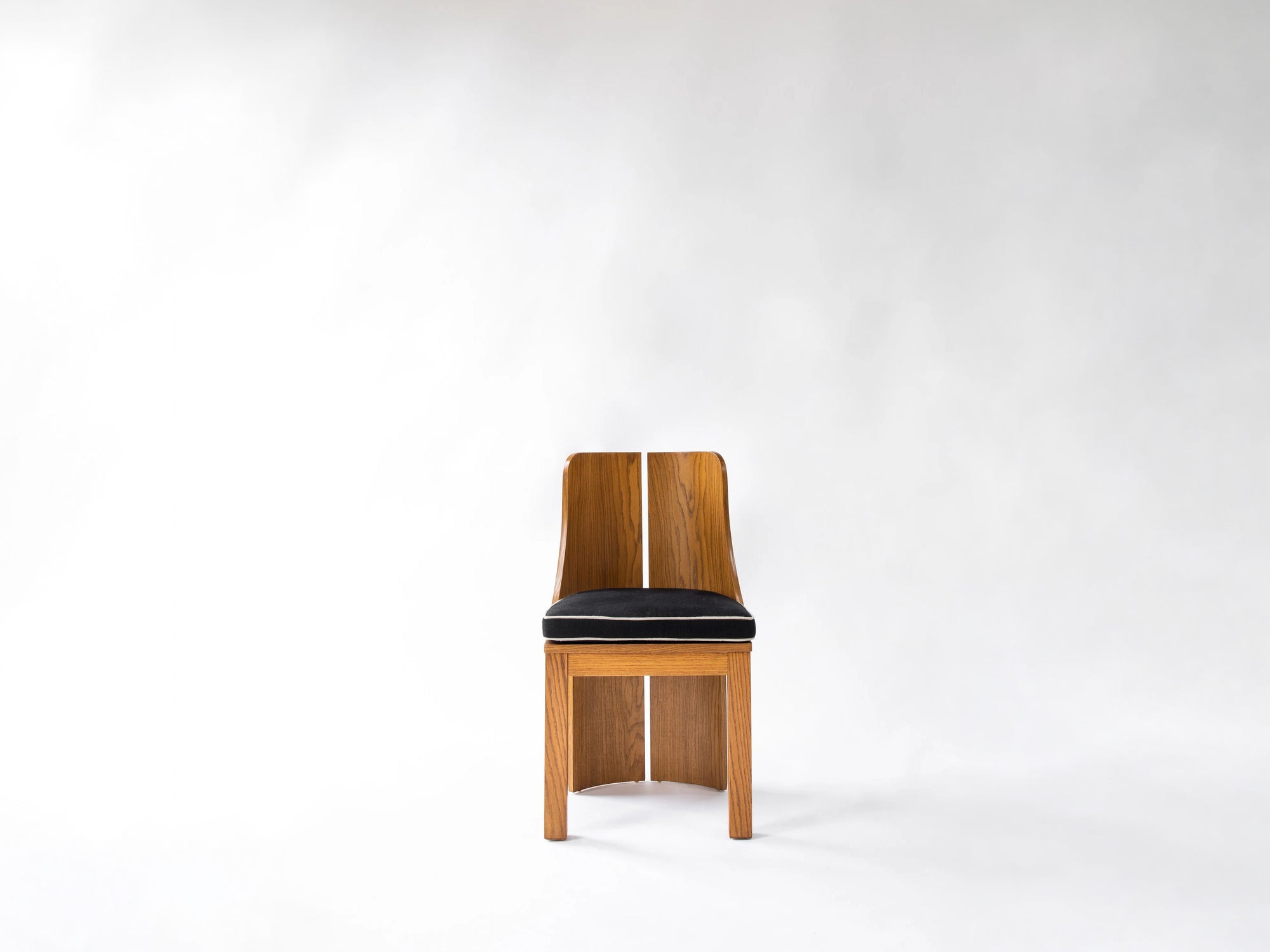 No. 172 DINING CHAIR