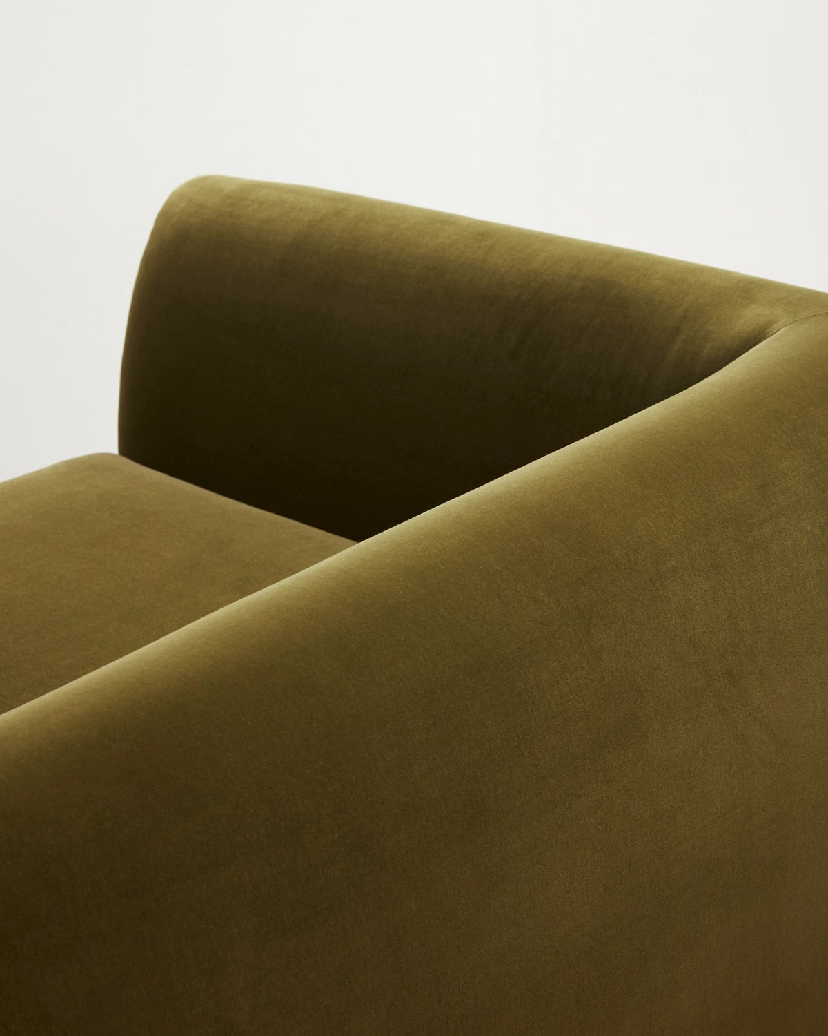 Sennen Sofa