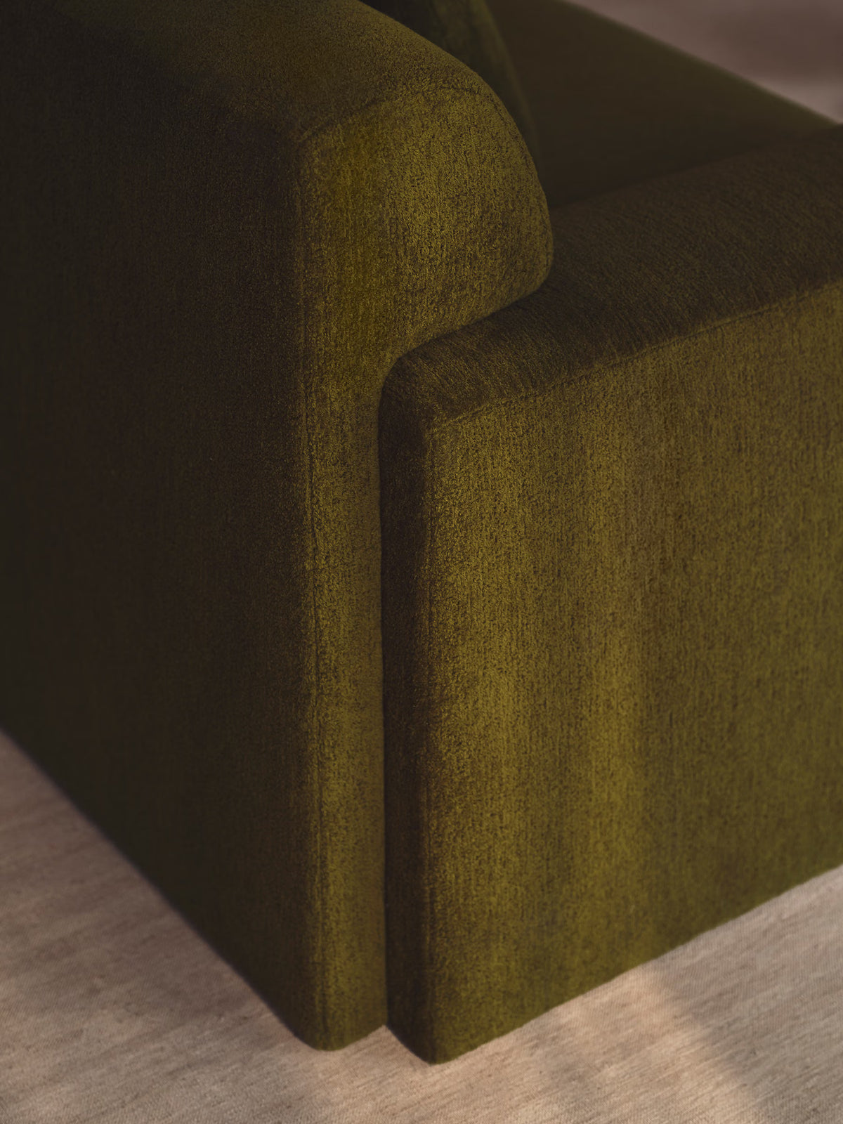 Pylon Sofa