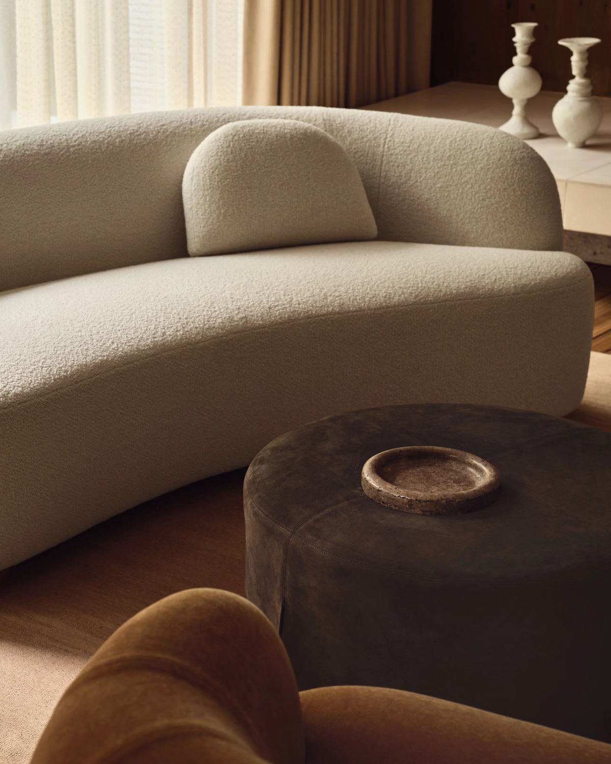 Mantle Round