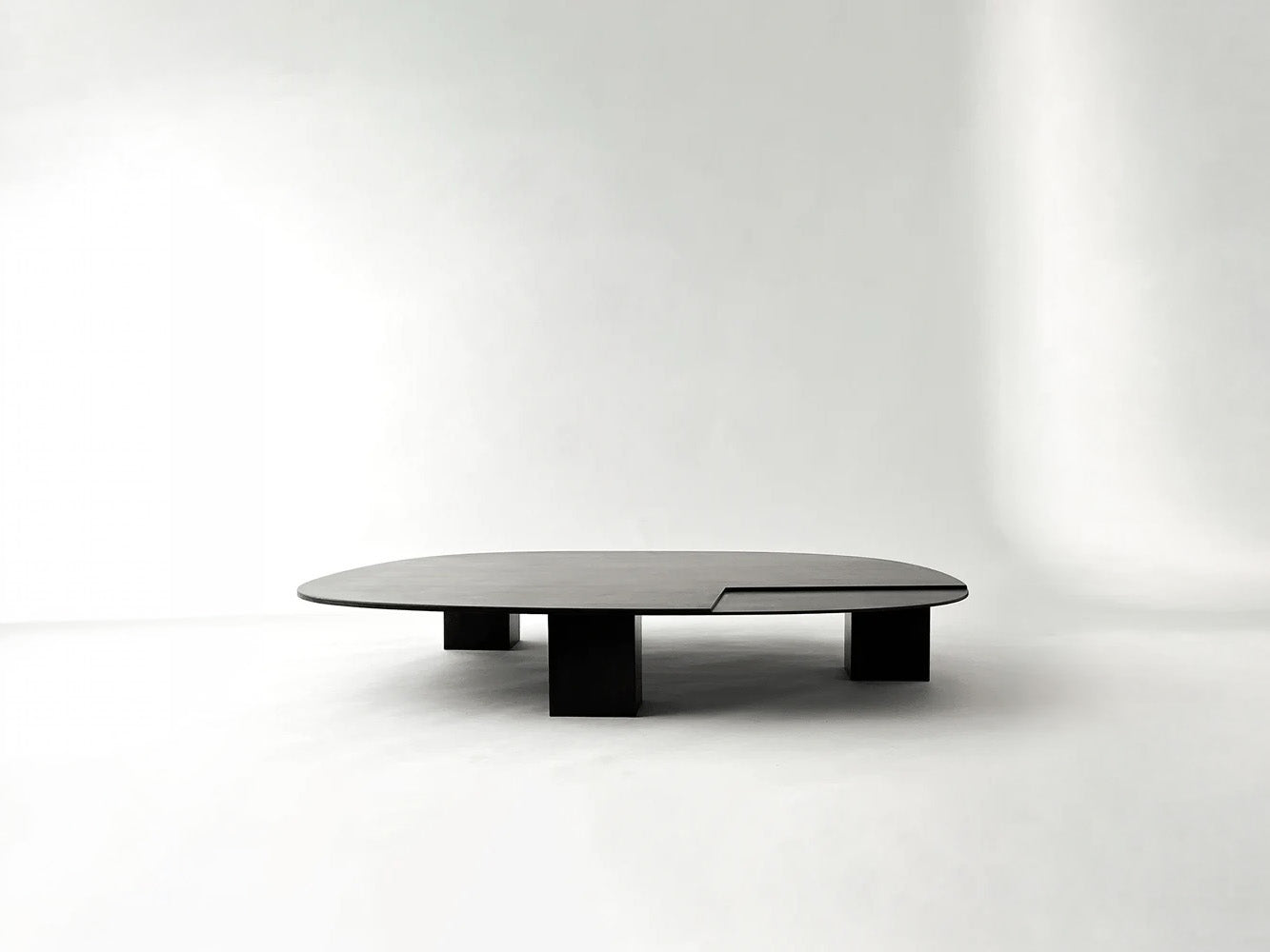 OVOID TABLE