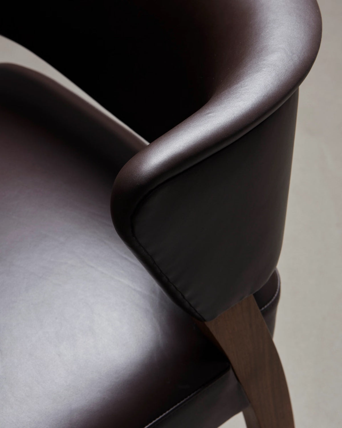 Ess Chair