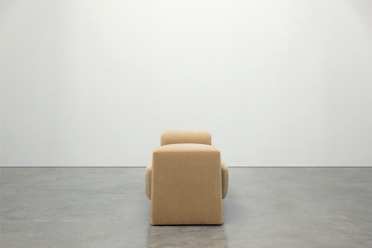 Pylon Daybed