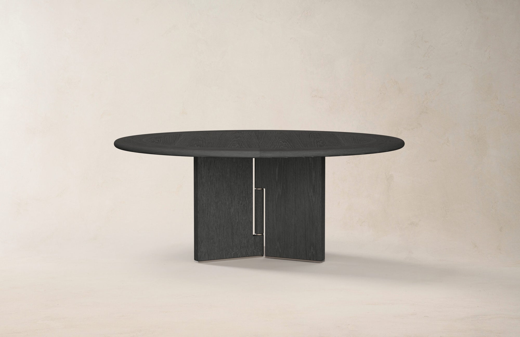 BERKLEY DINING TABLE – ROUND