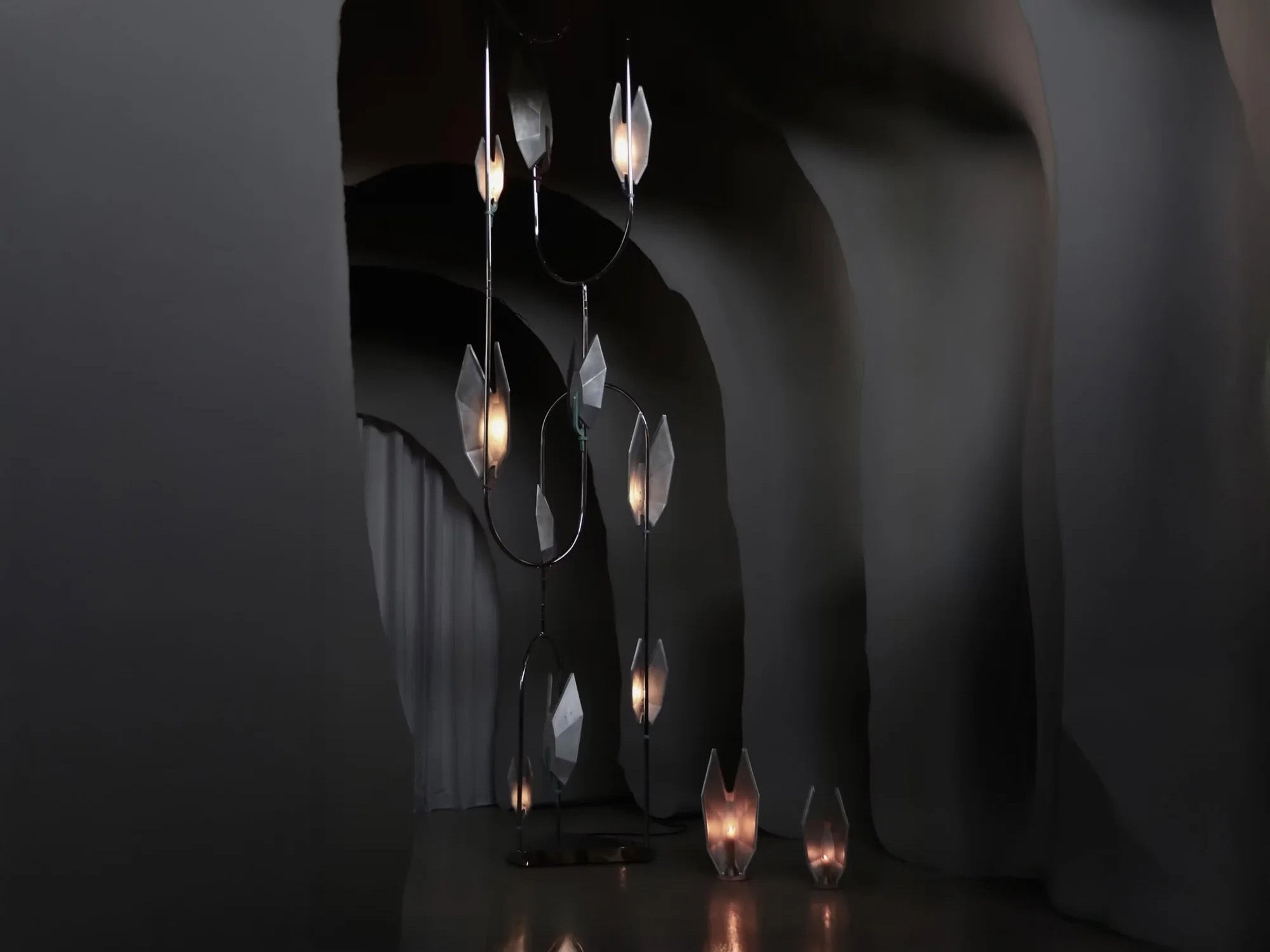 Carapace Floor Lamp