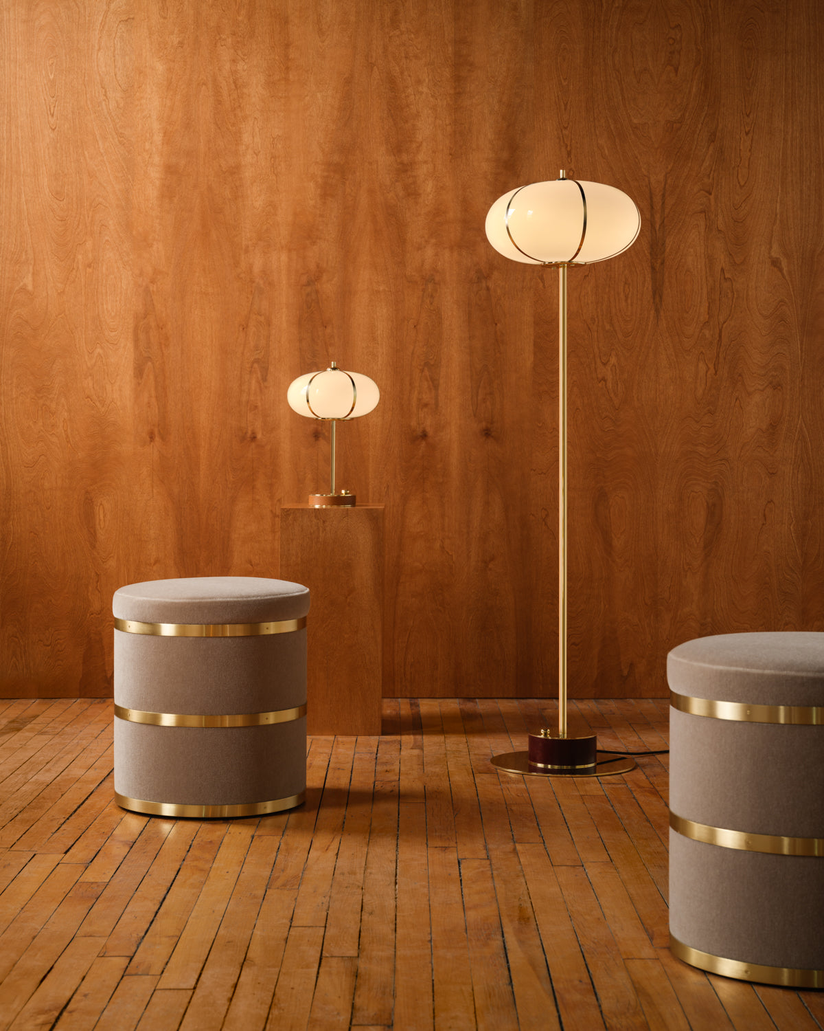 Rib Floor Lamp – Ellipse