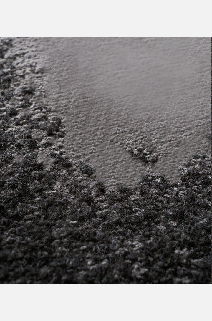 Smear in Grey