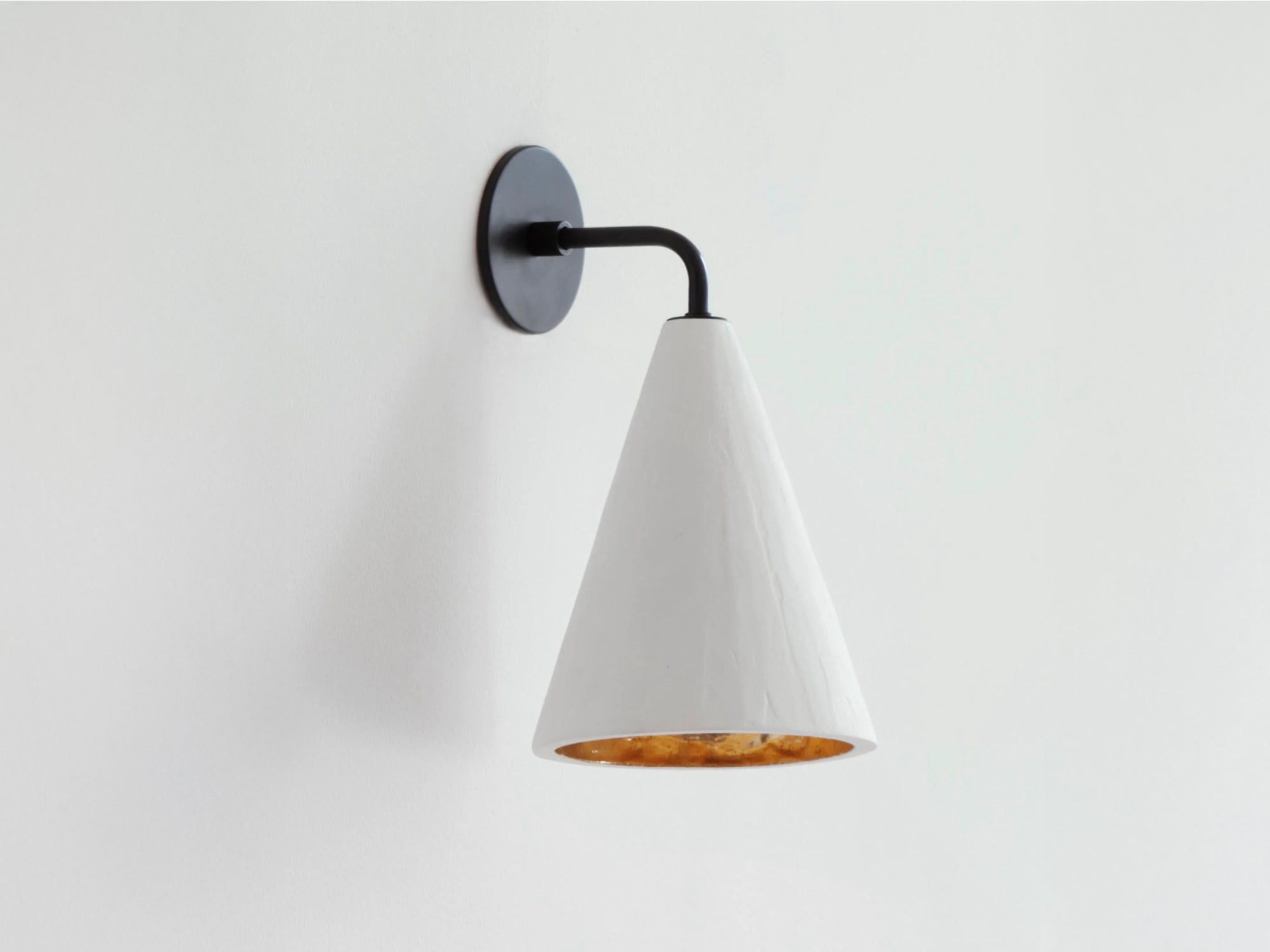GILDED PLASTER CONE WALL LIGHT
