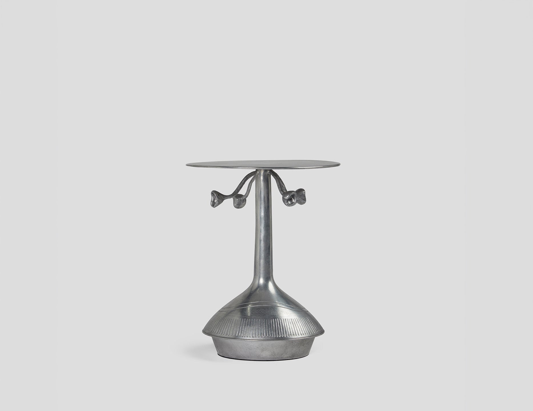 The Grace Table in Aluminium