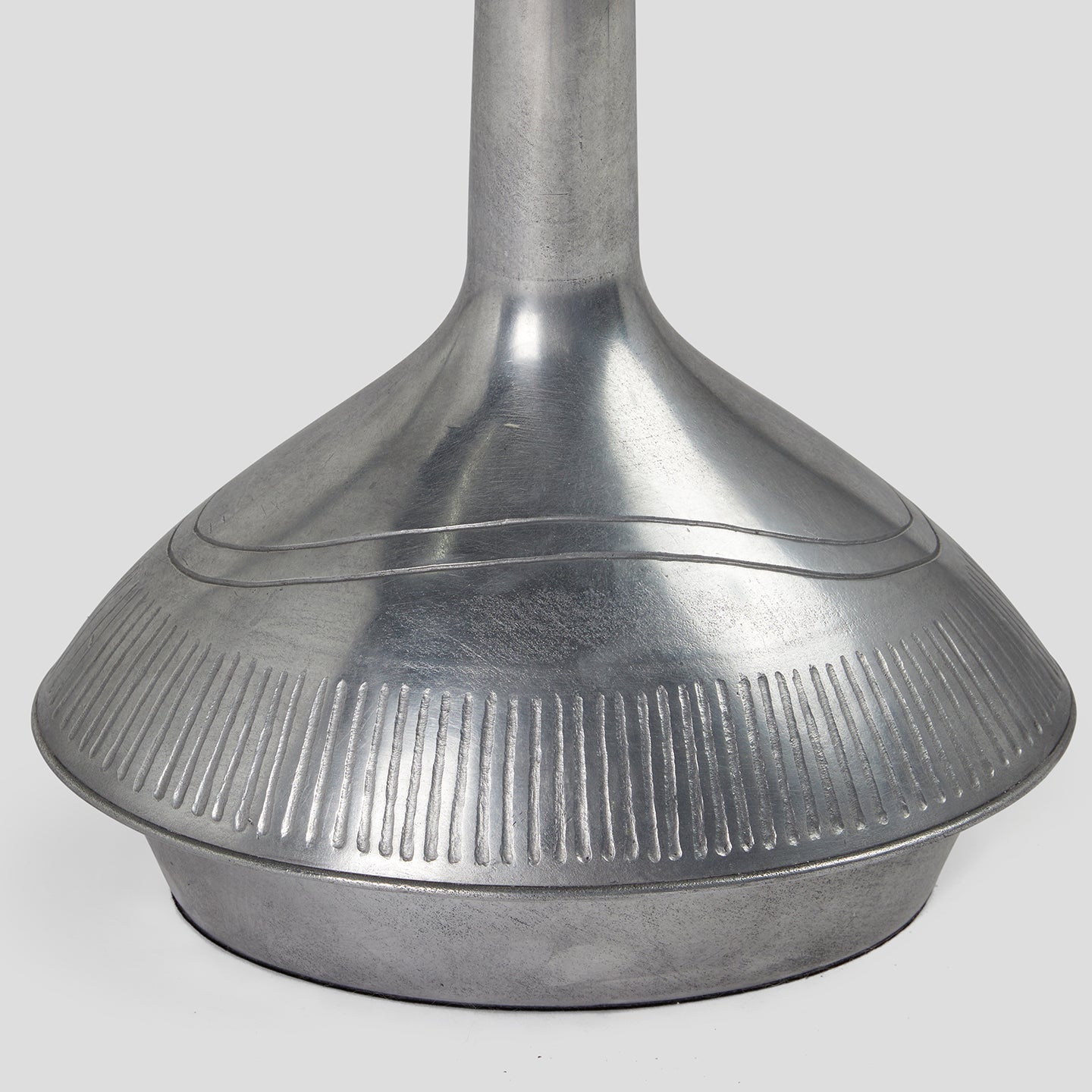 The Grace Table in Aluminium