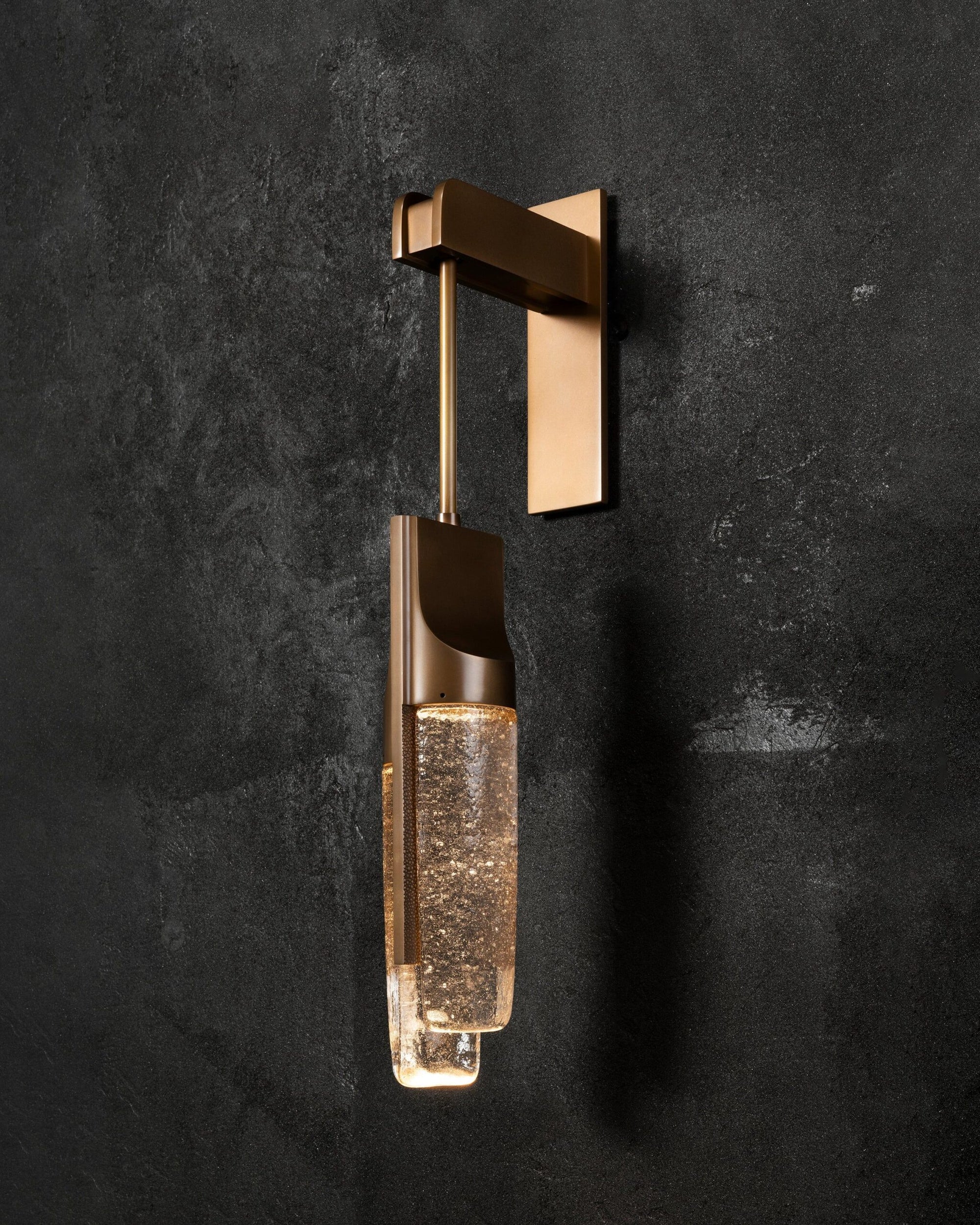 Isthmus Arm Sconce