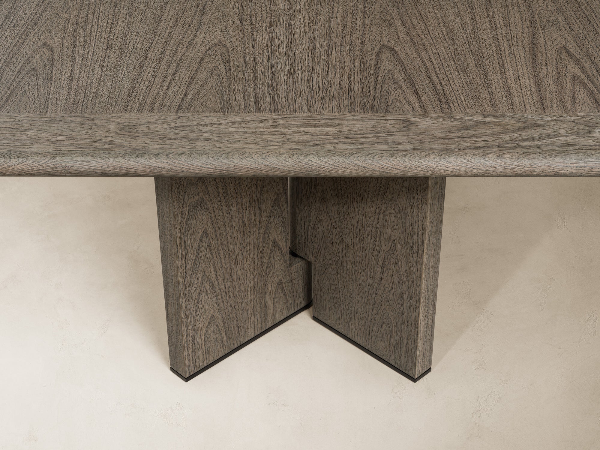 BERKLEY DINING TABLE – RECTANGULAR