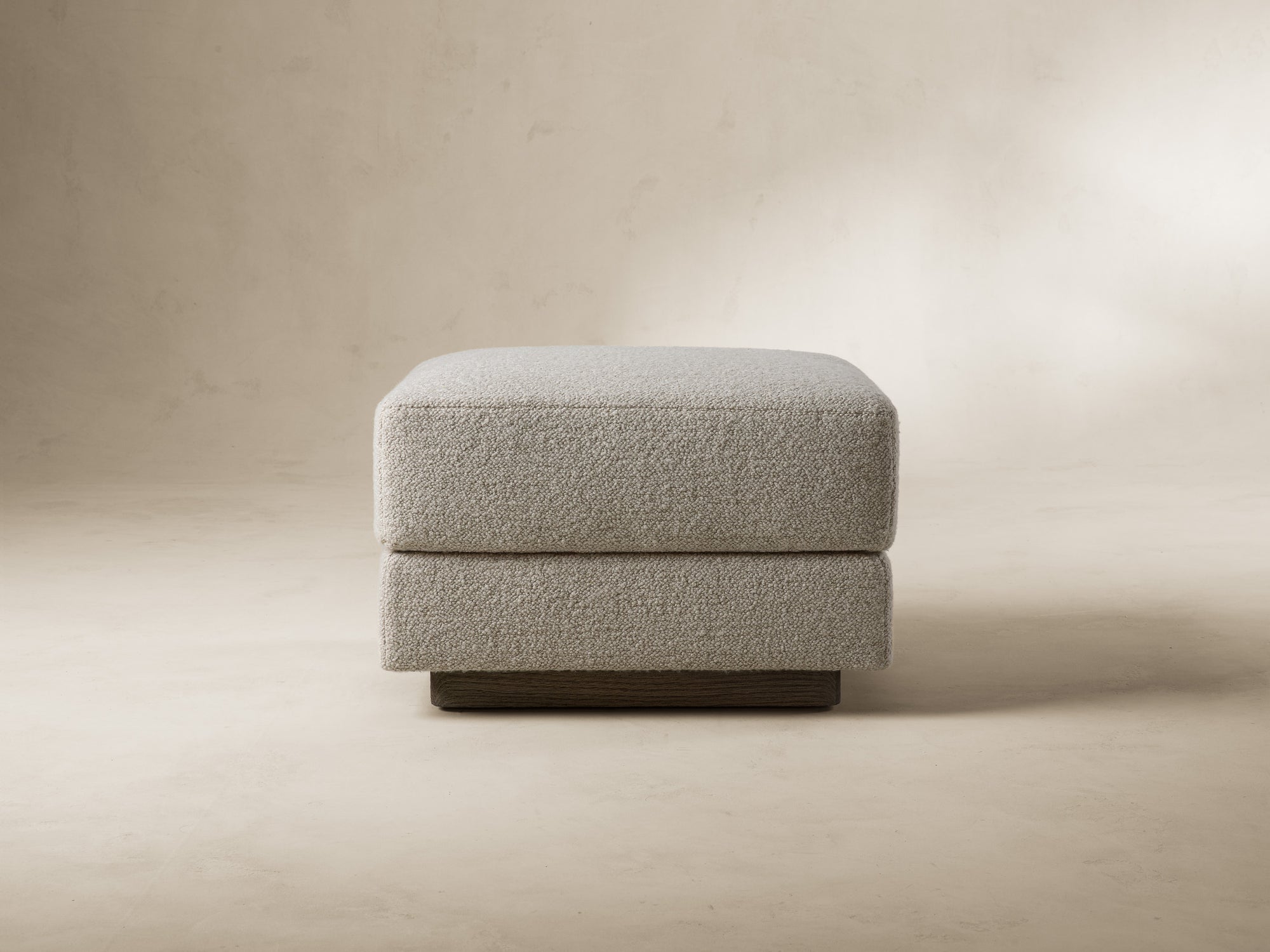 CAMPAU LOUNGE CHAIR OTTOMAN