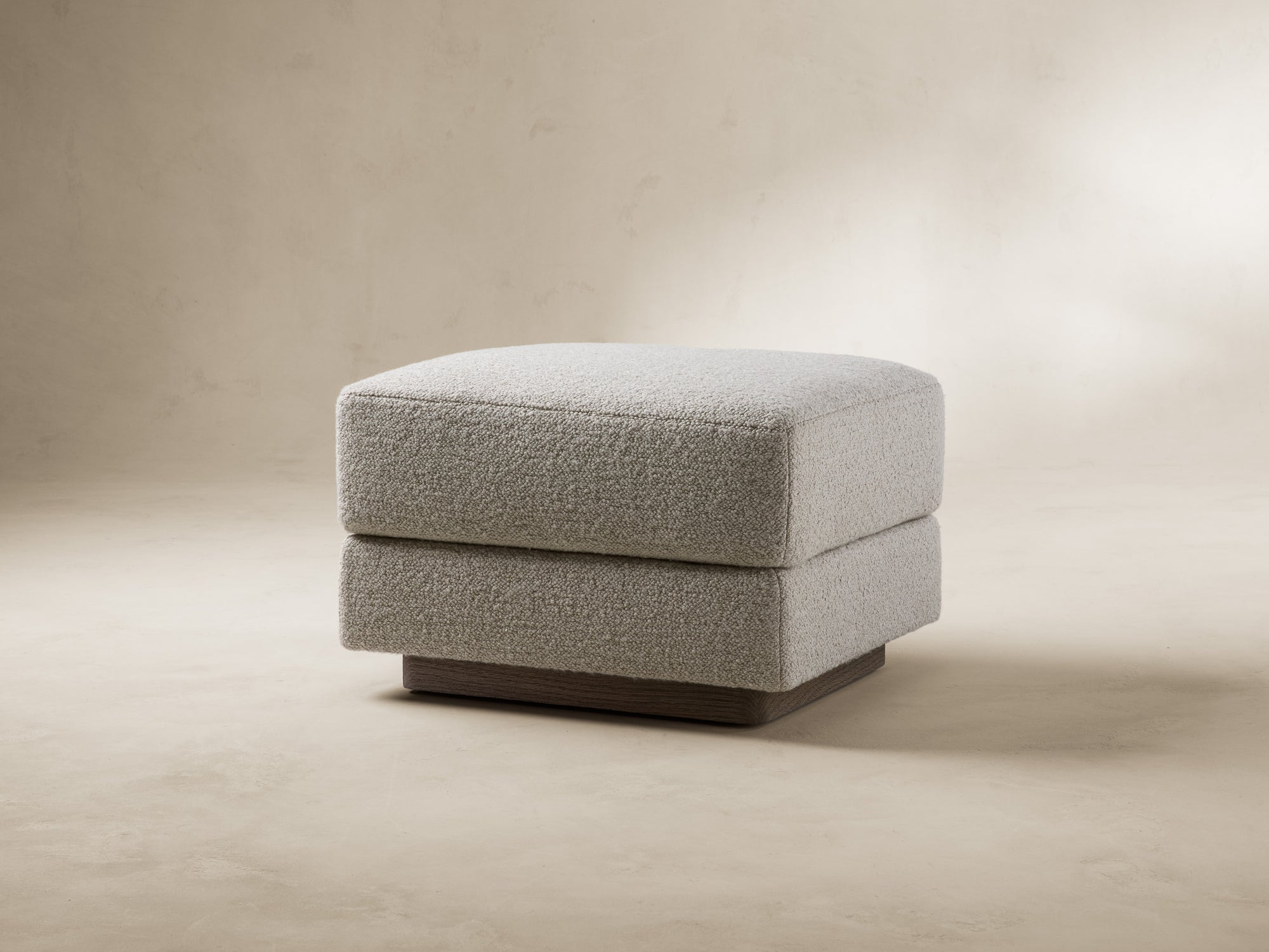 CAMPAU LOUNGE CHAIR OTTOMAN