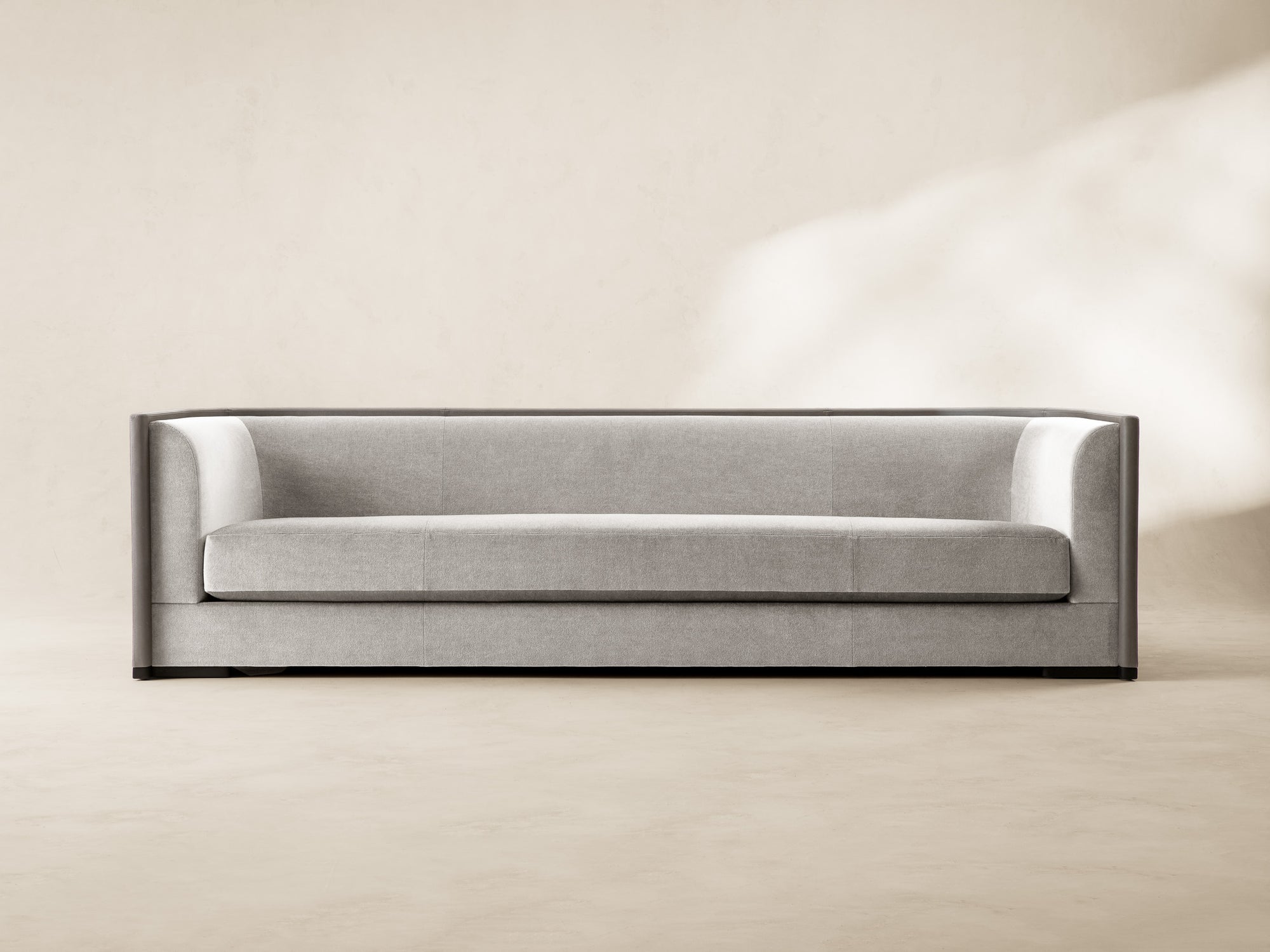 COLOGNE SOFA