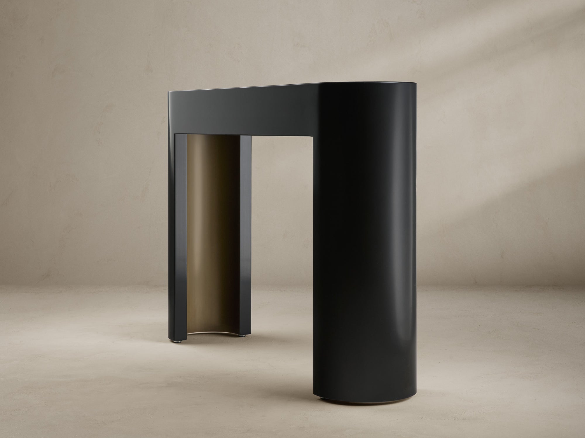 HAYDEN CONSOLE