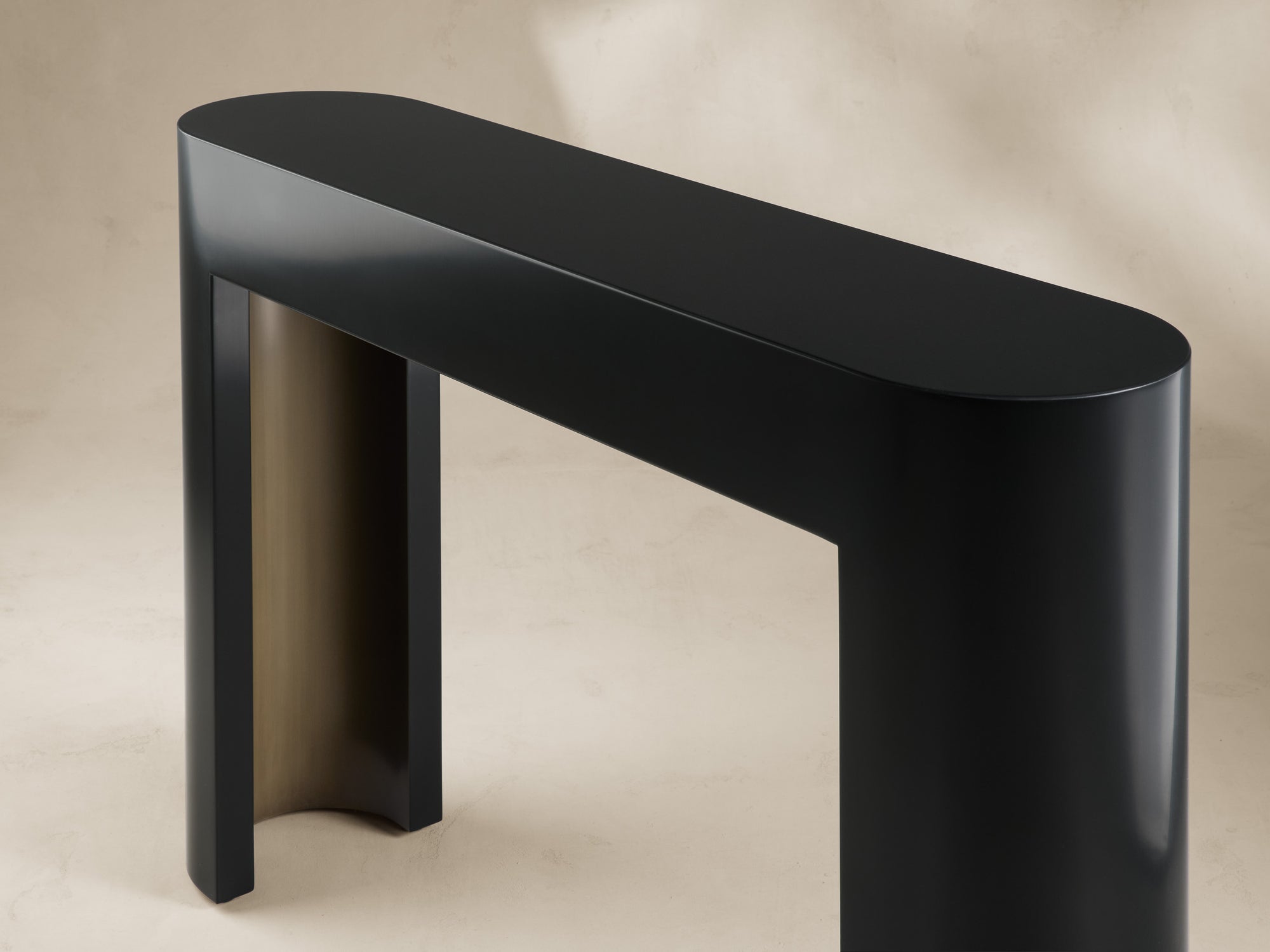 HAYDEN CONSOLE