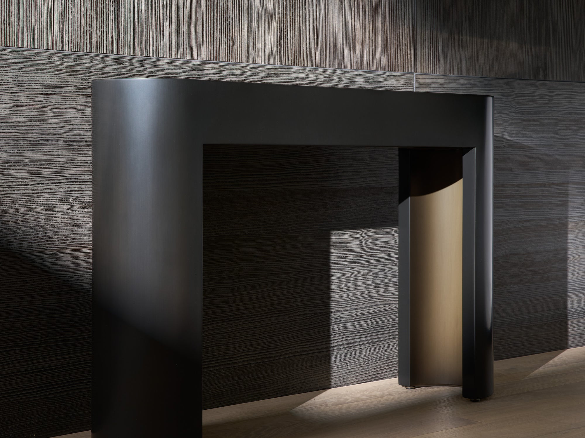 HAYDEN CONSOLE