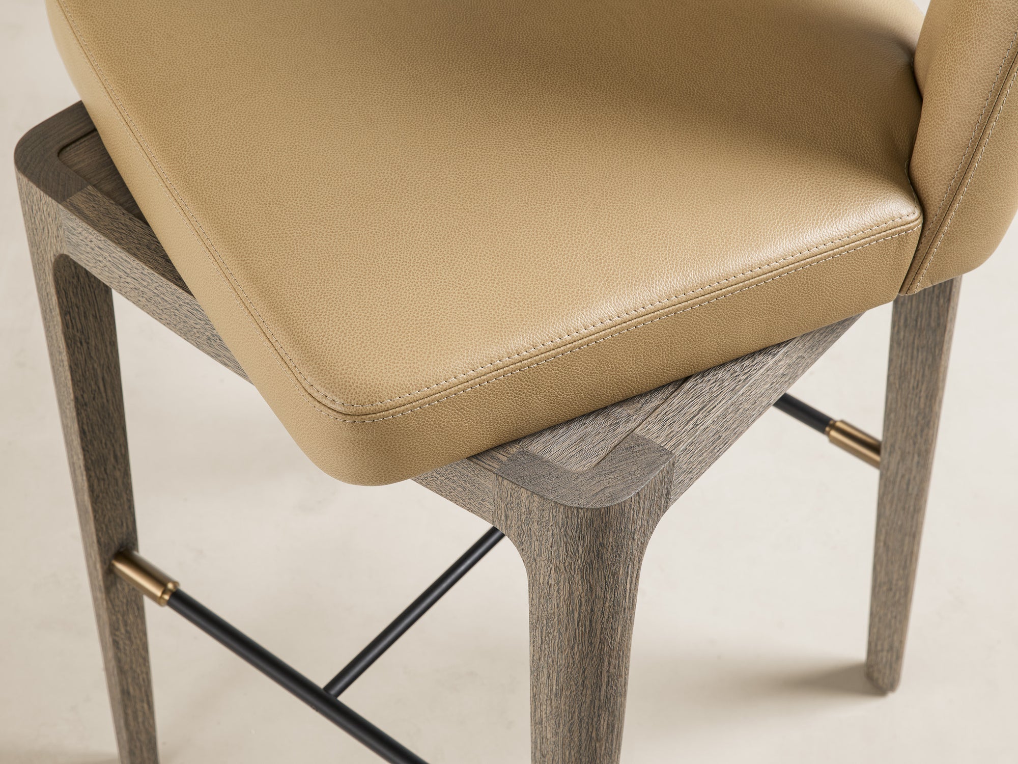 HINTON BAR STOOL