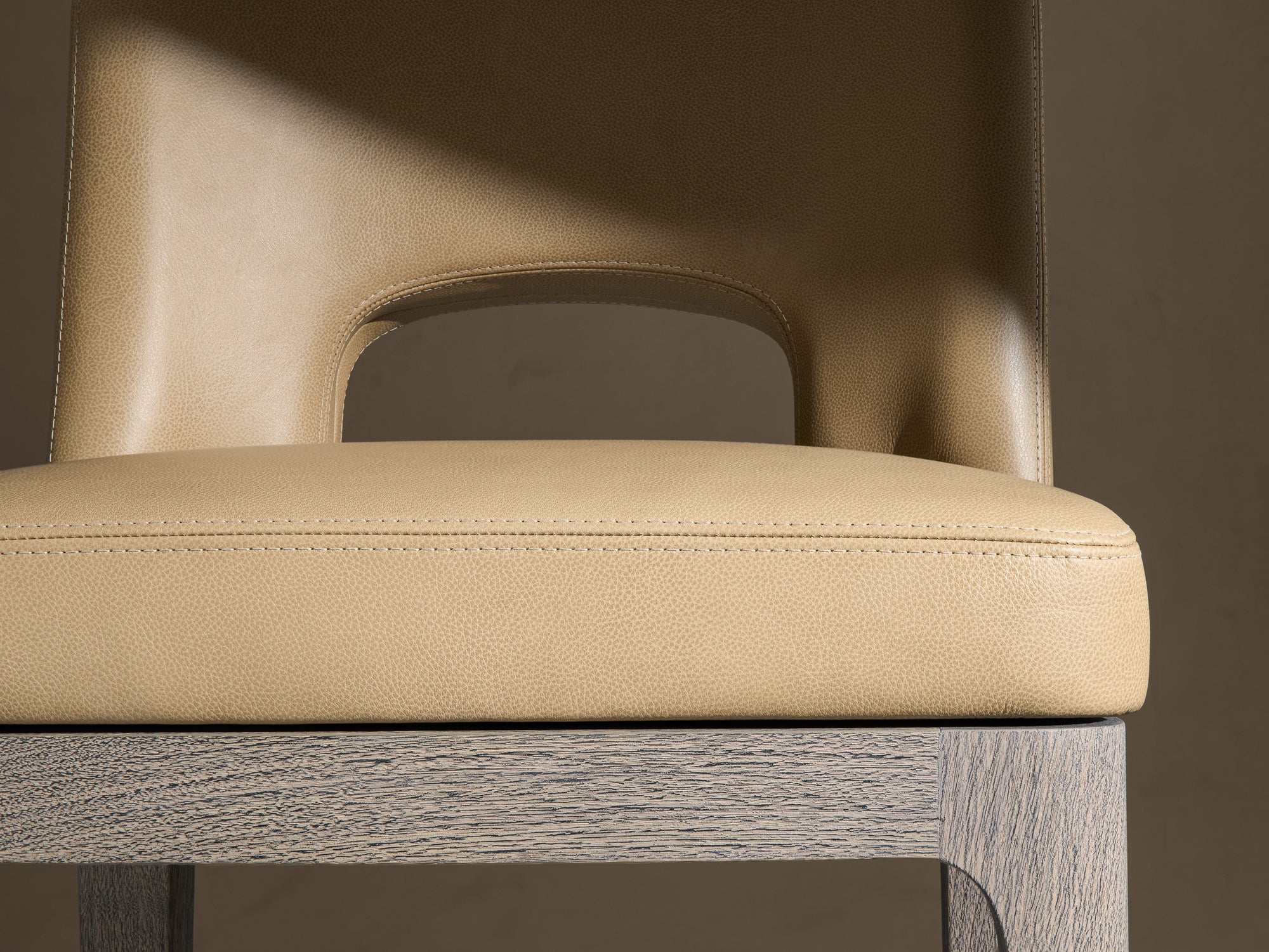 HINTON COUNTER STOOL