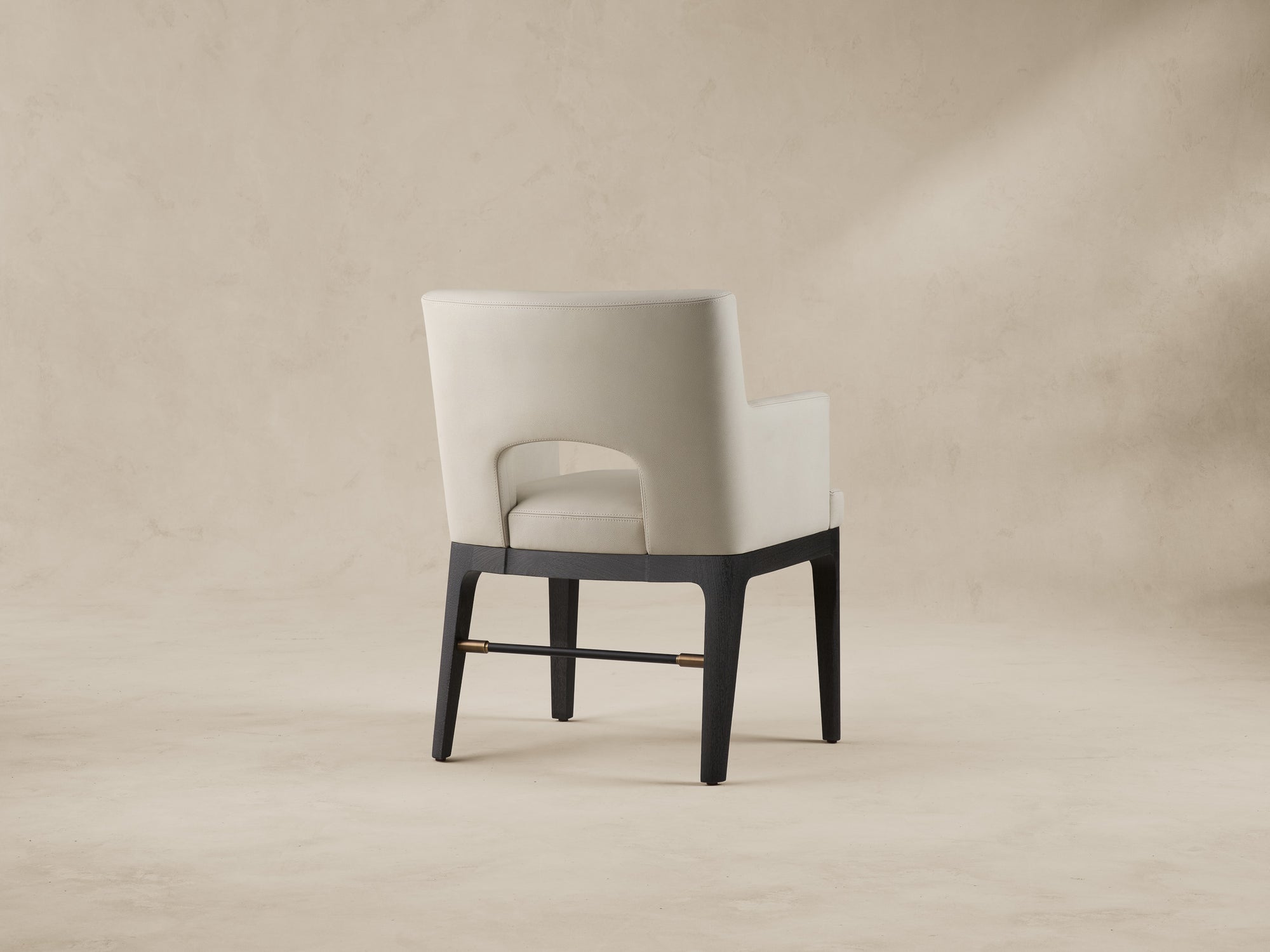 HINTON ARM CHAIR