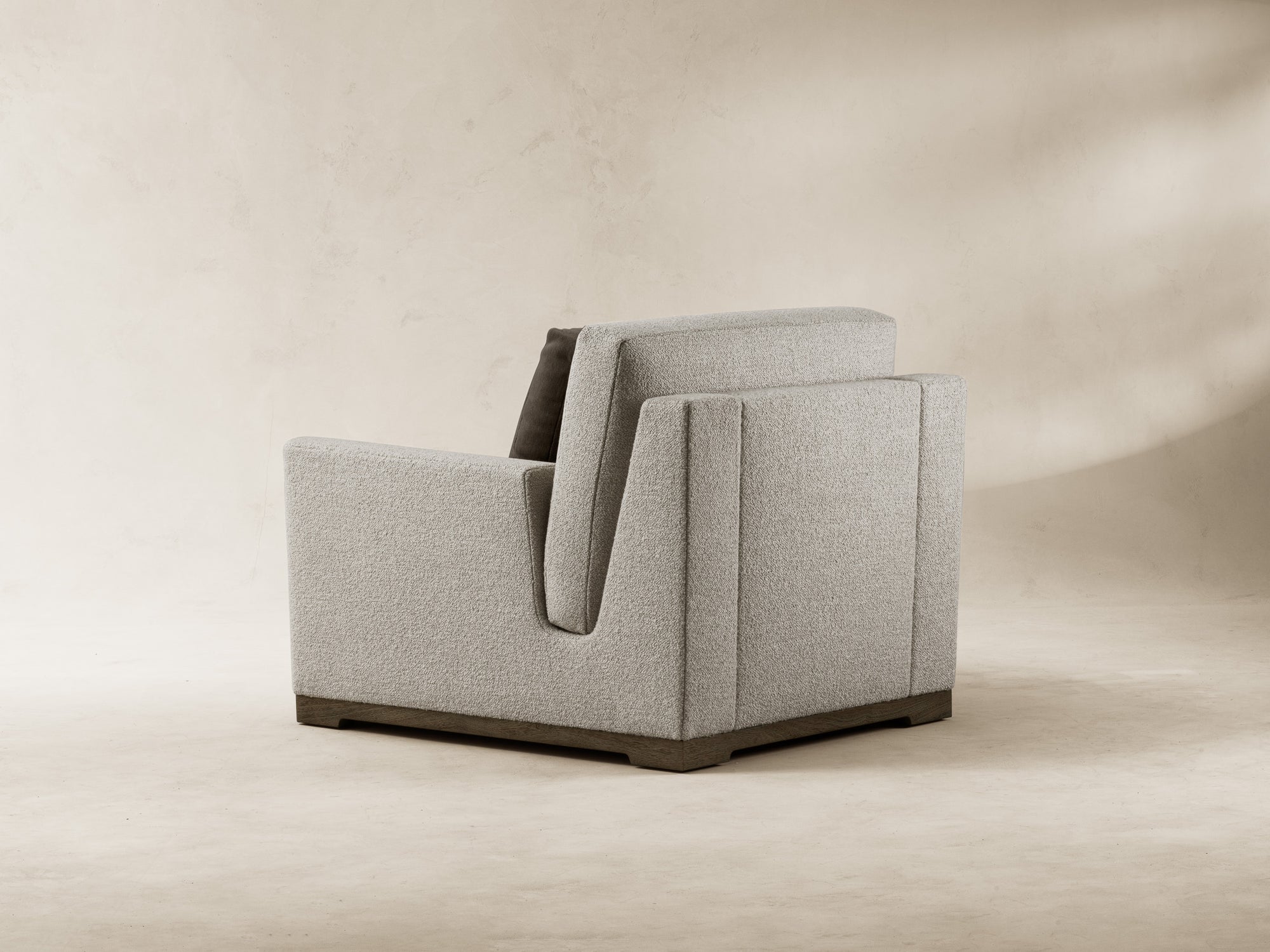 HUDSON LOUNGE CHAIR