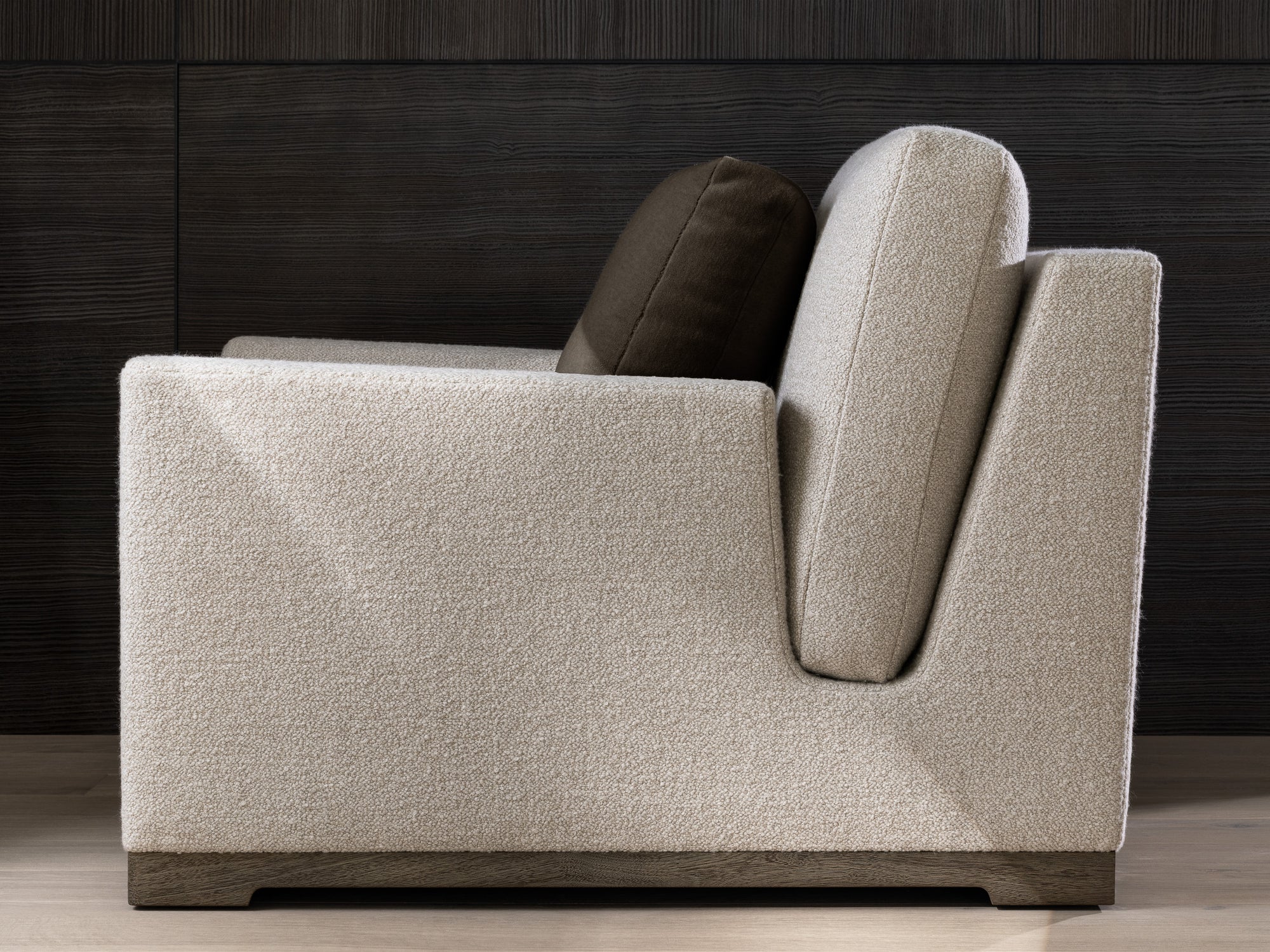 HUDSON LOUNGE CHAIR