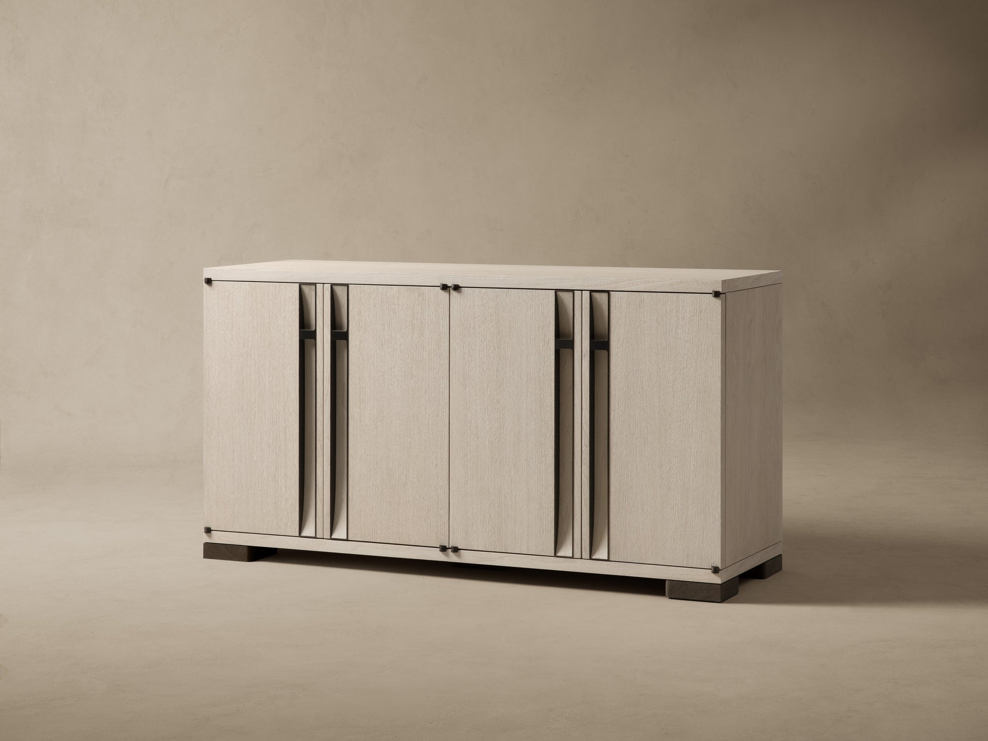 MANCHESTER CREDENZA