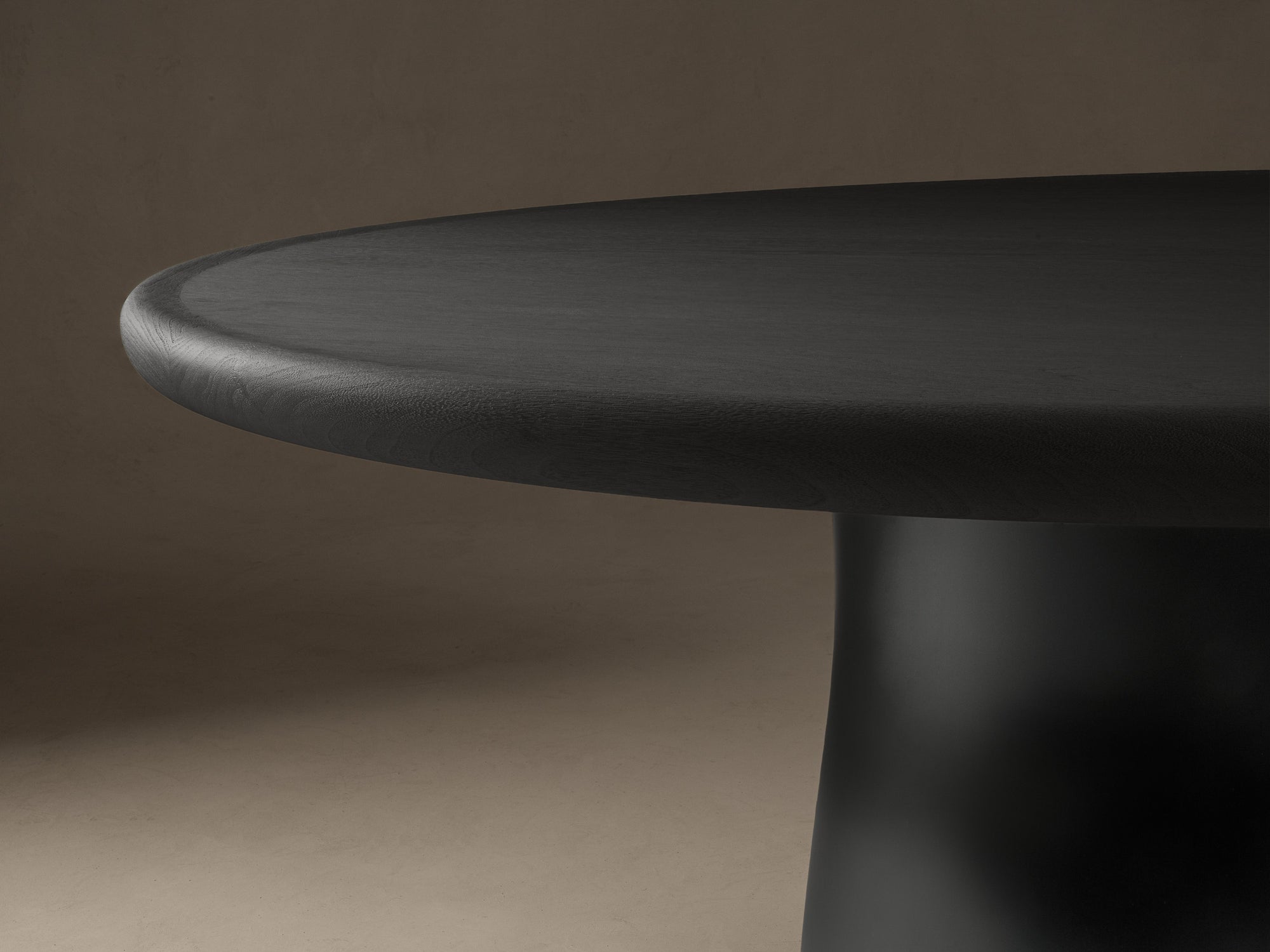 MARIS DINING TABLE – ROUND
