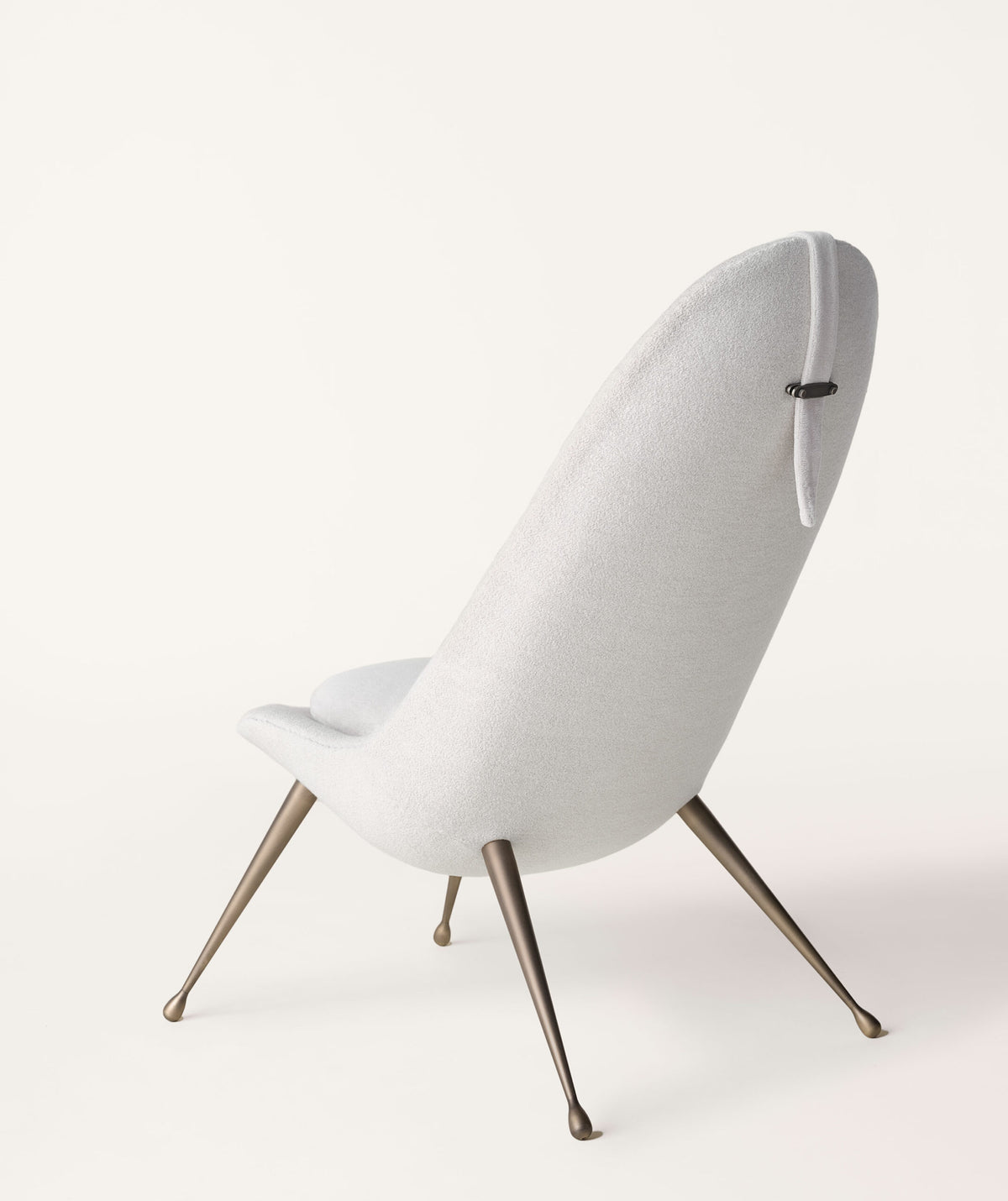Pause Lounge Chair