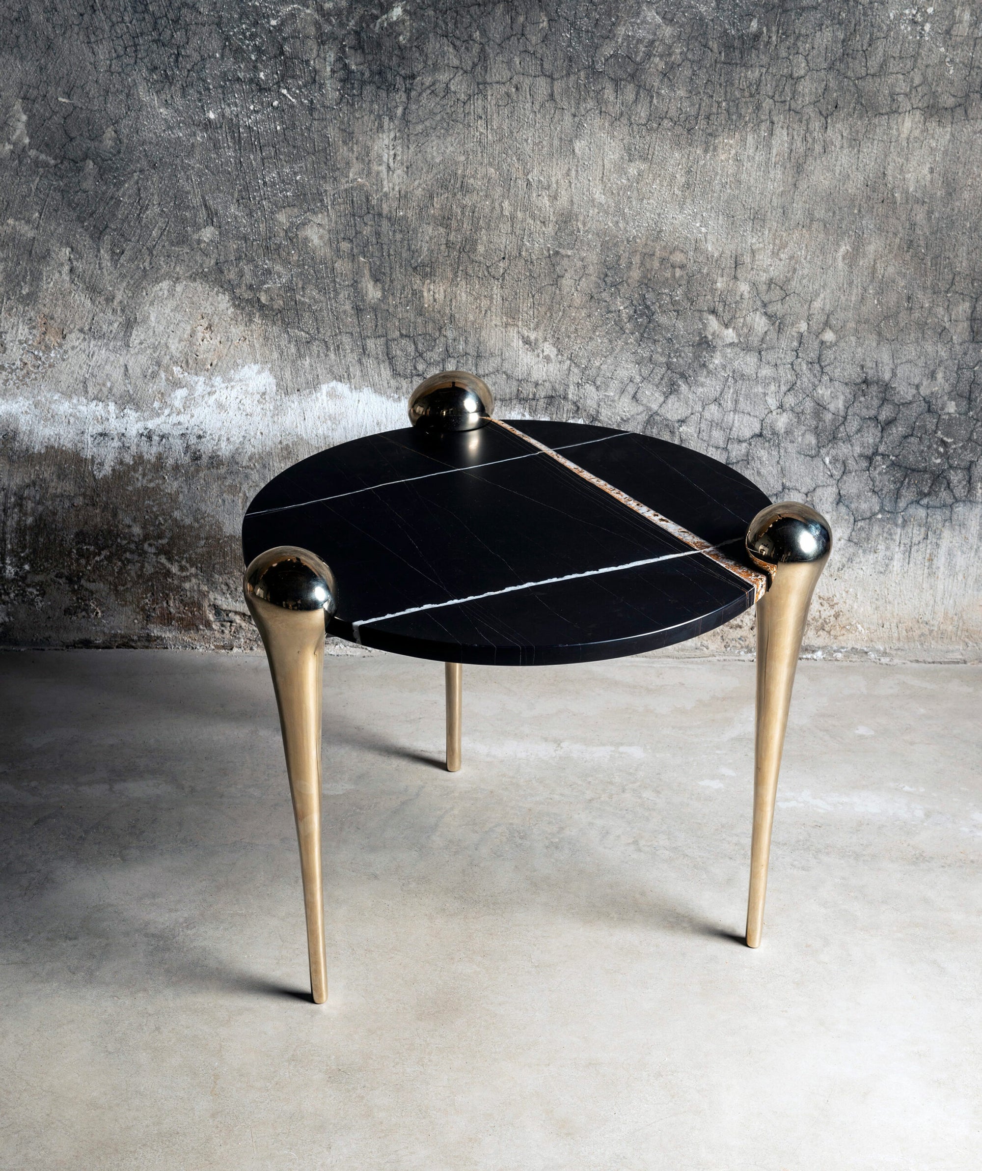 Petra Side Table