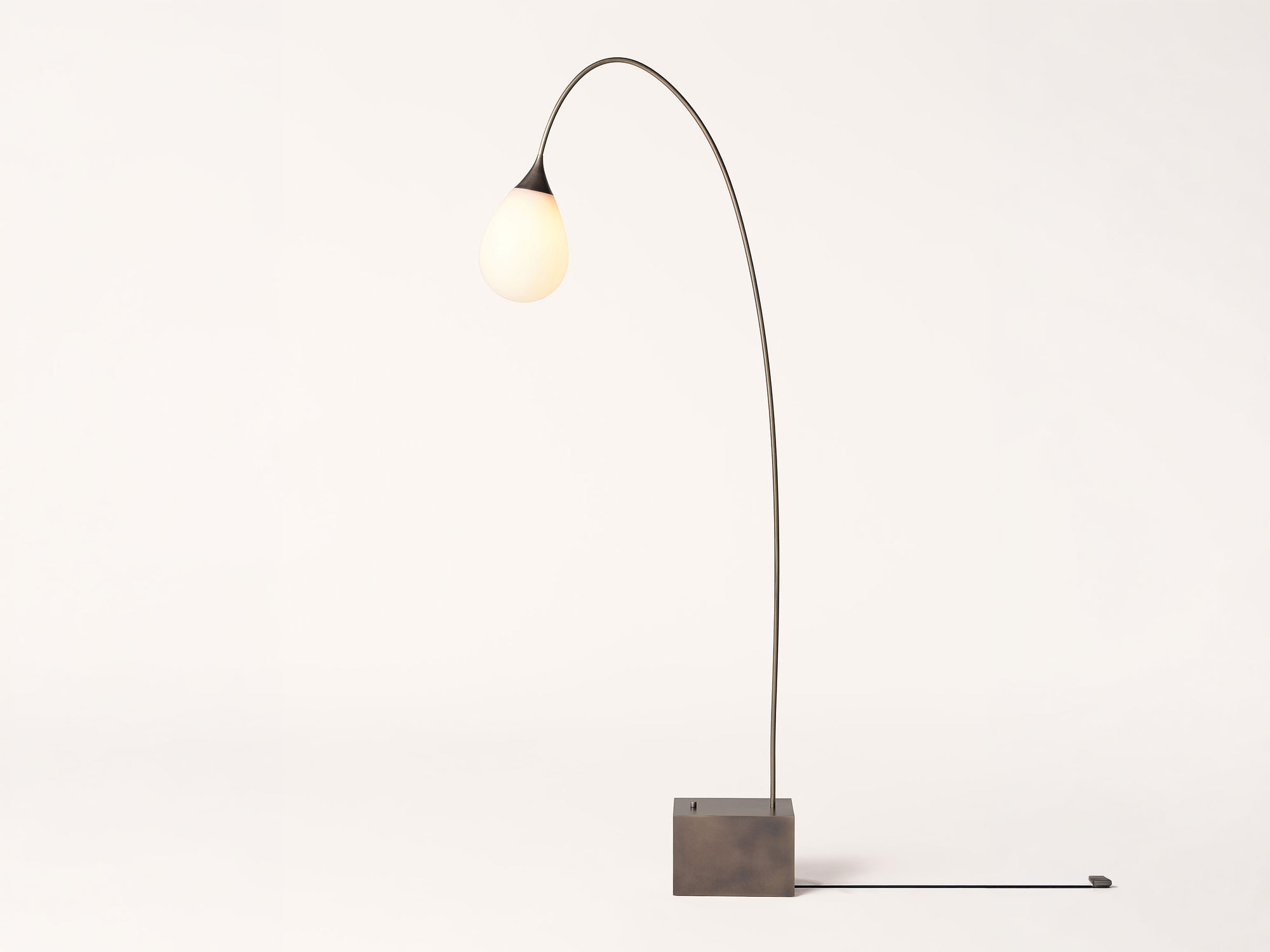 Teardrop Floor Lamp