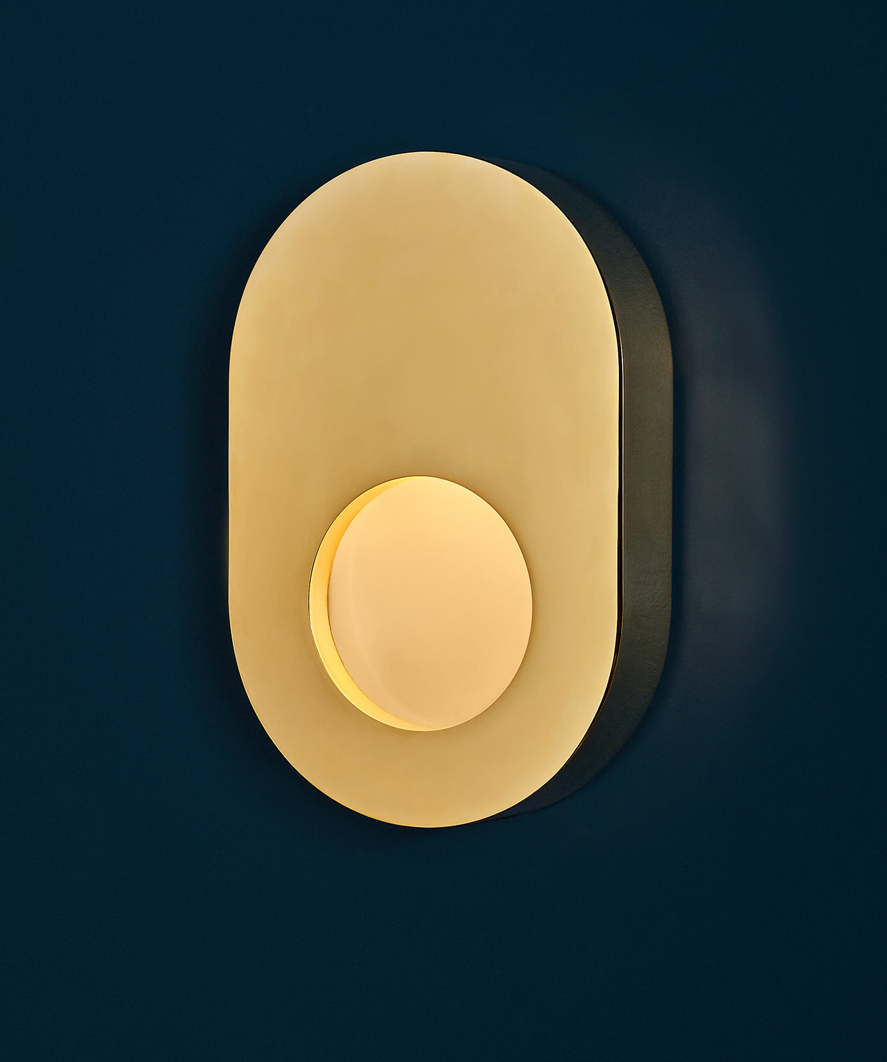 Portal Sconce – Oval