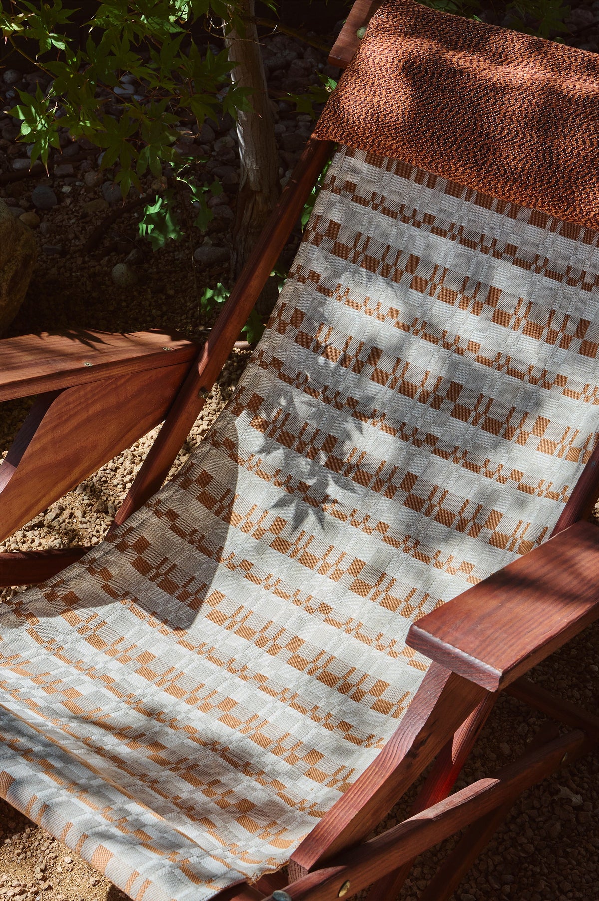 Indoor-Outdoor Commune Heather in Russet