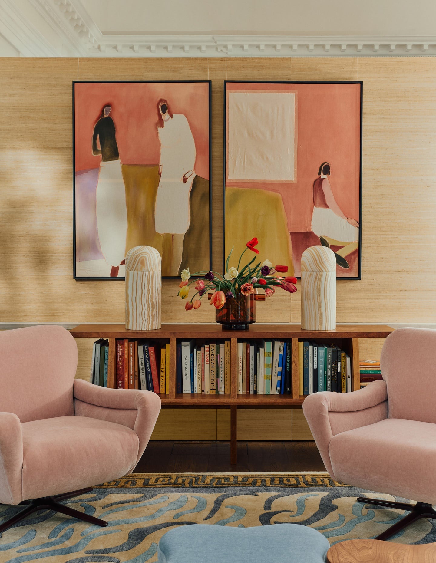 The Topi Swivel Chair
