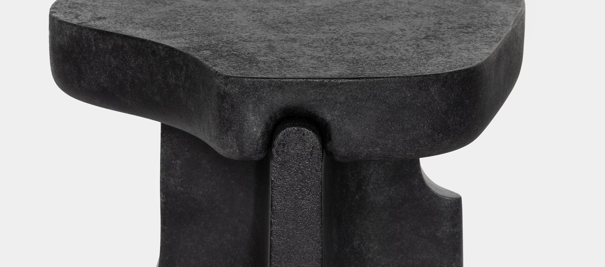 Montura Table No. 1 Cast Mineral
