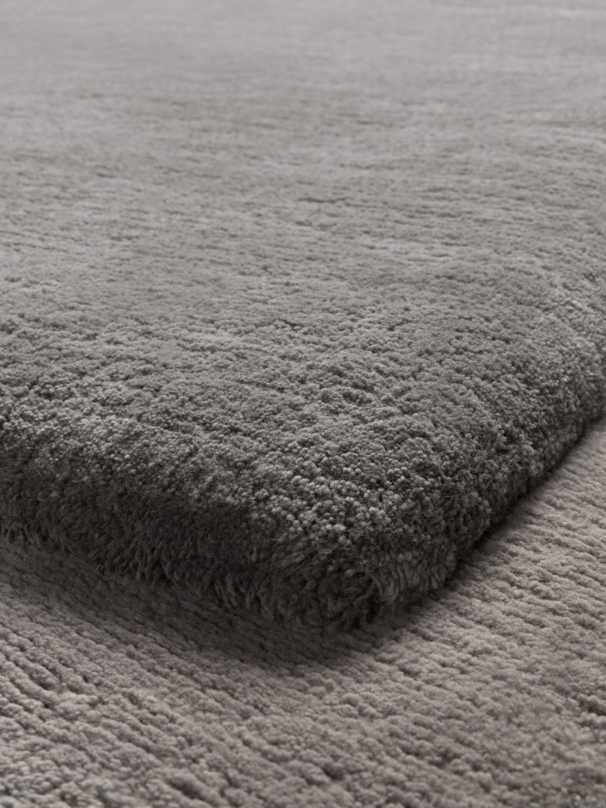 Moss in Light Grey