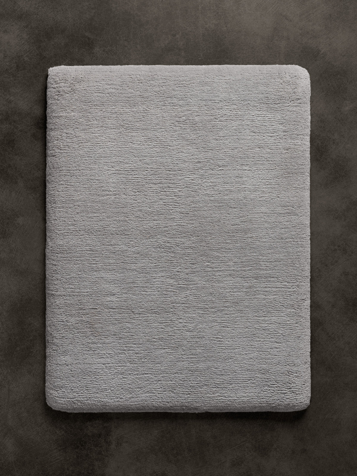 Moss in Light Grey