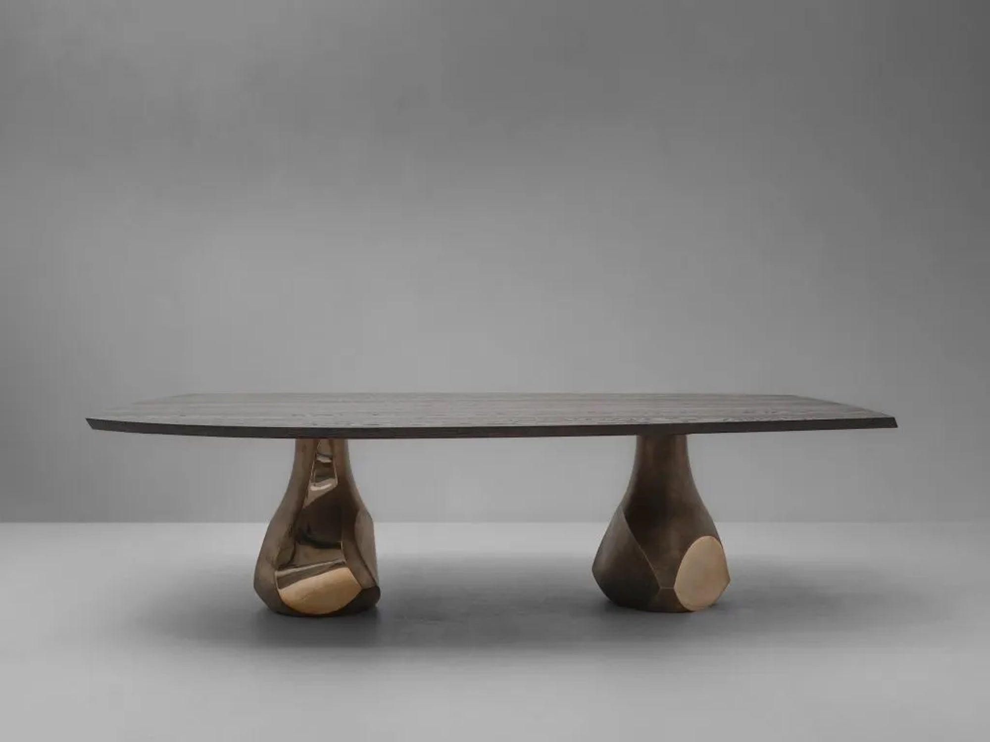 PUKKA DINING TABLE