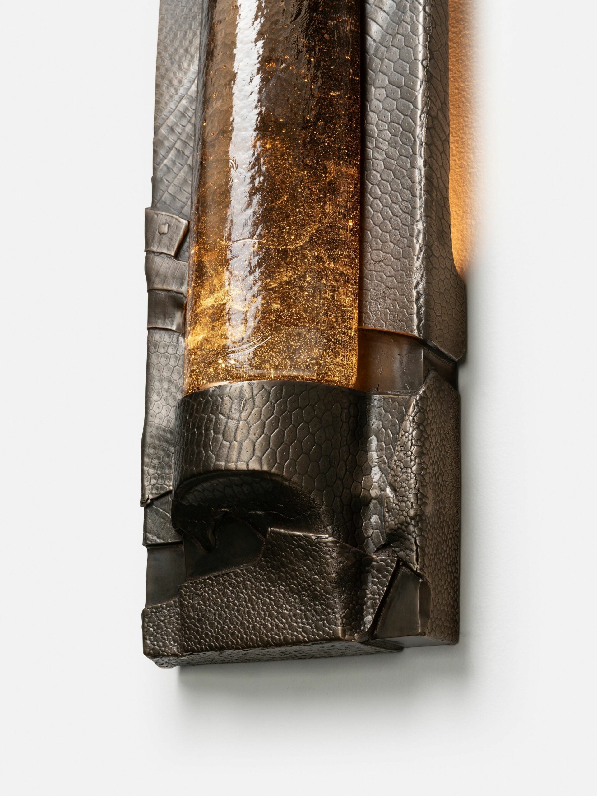 Isthmus Sconce