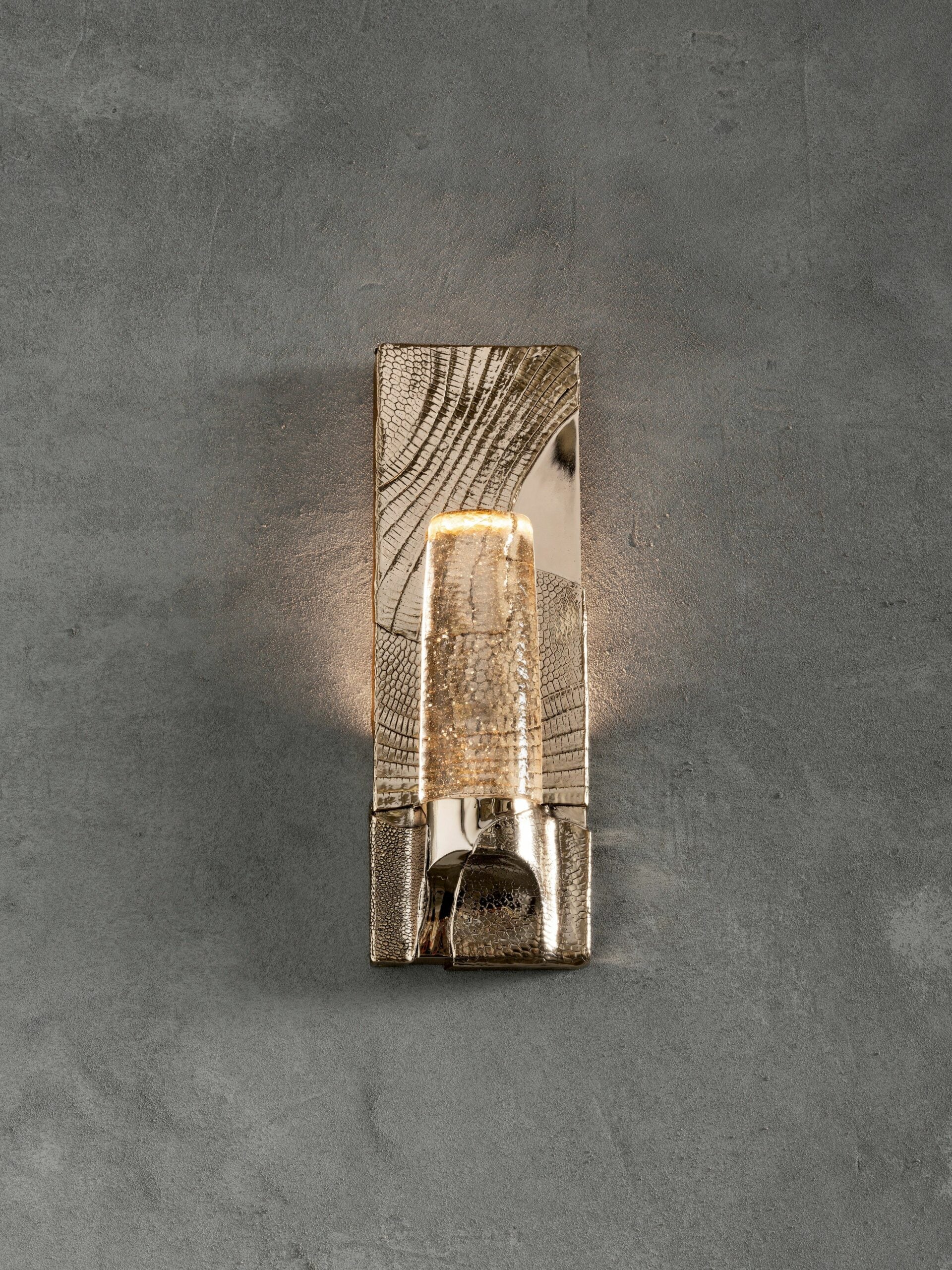 Isthmus Sconce