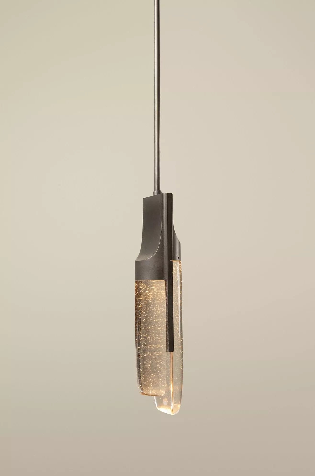 Isthmus Pendant