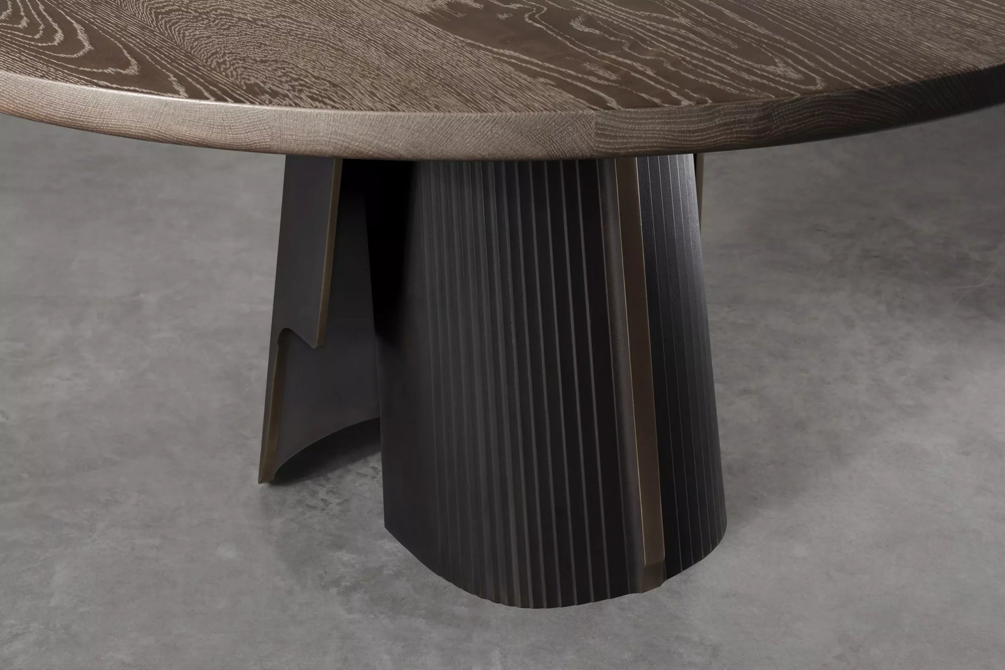Promontory Dining Table