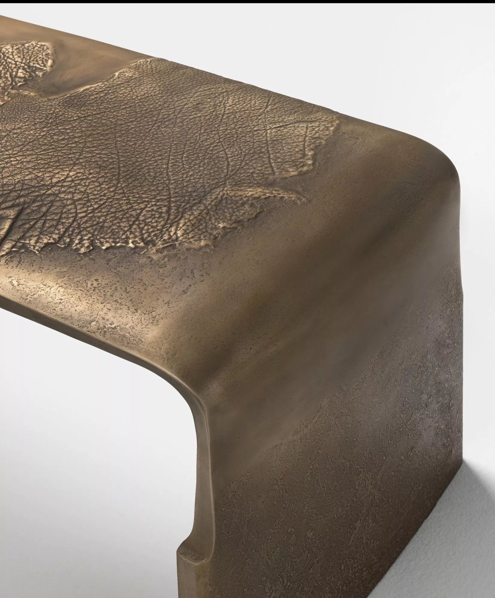 Scimitar Bench