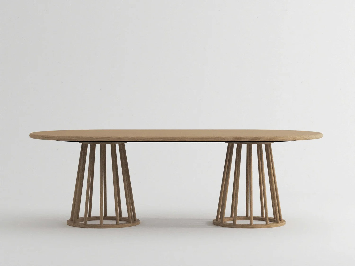 Ergaleio Dining Table