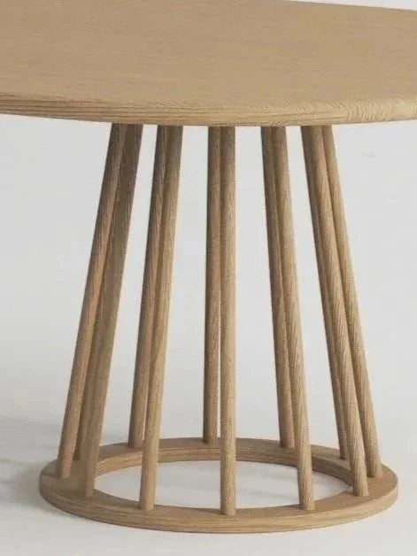 Ergaleio Dining Table