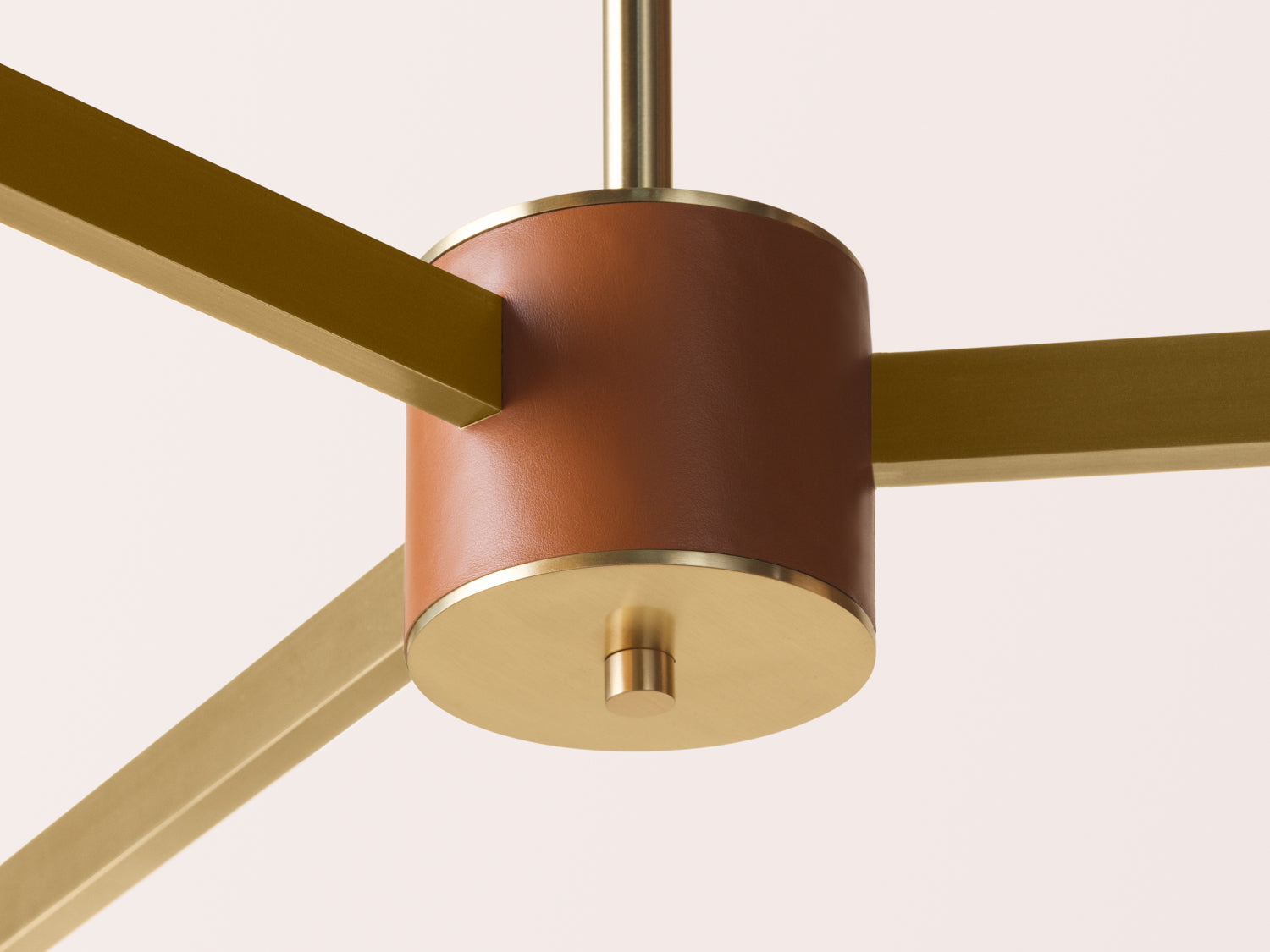 Rib Chandelier – 3 Suspension